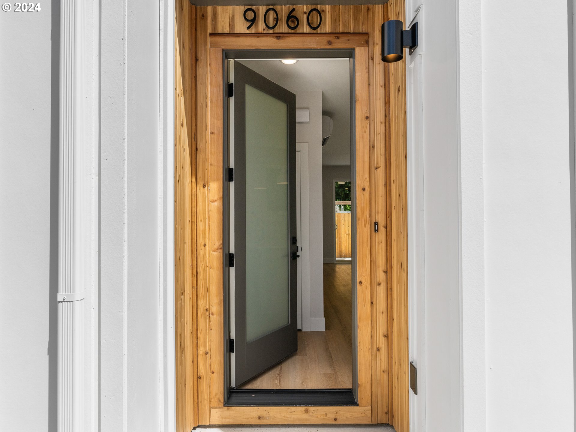 9060 N Buchanan AVE 1