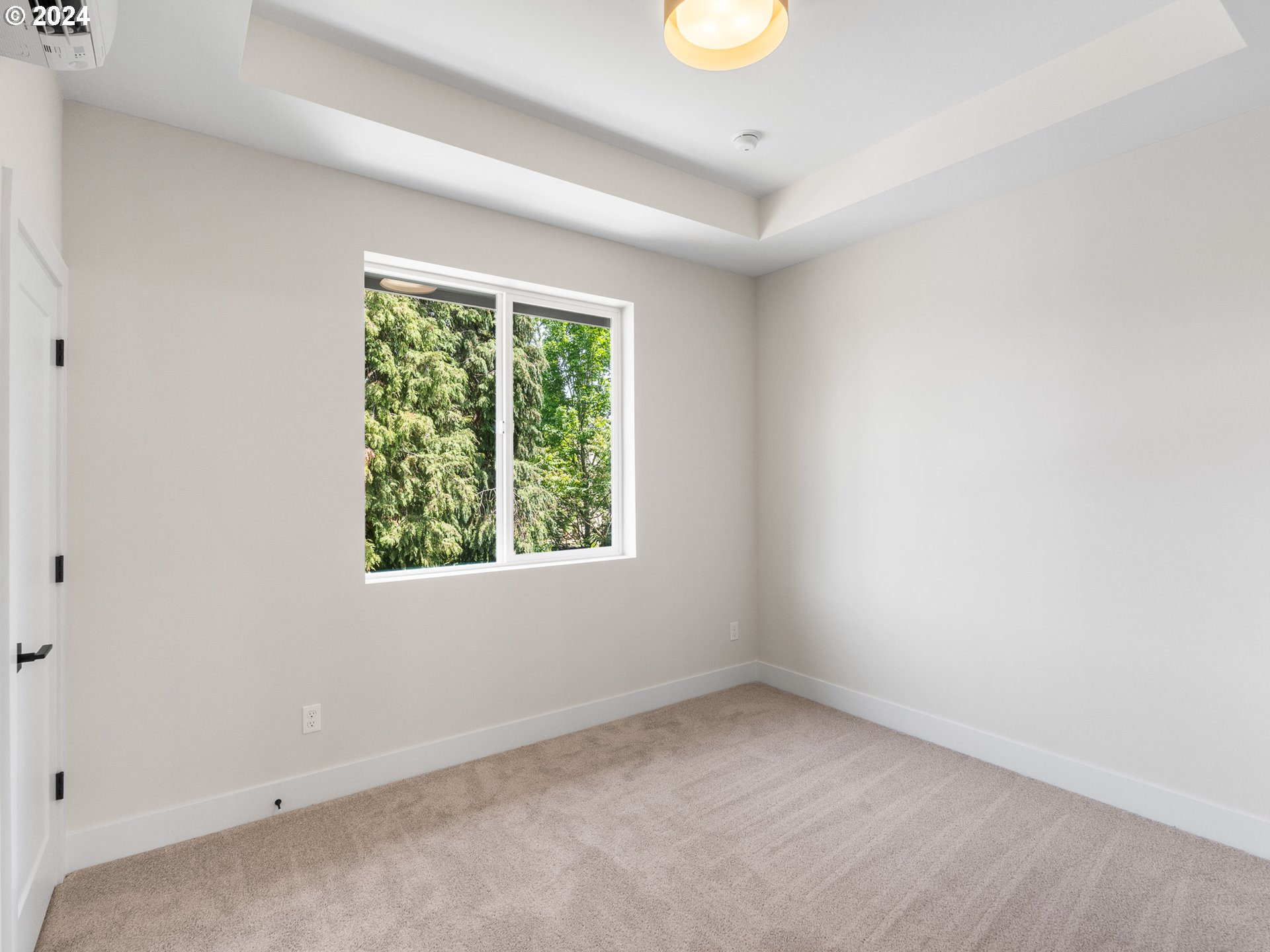 9060 N Buchanan AVE 1