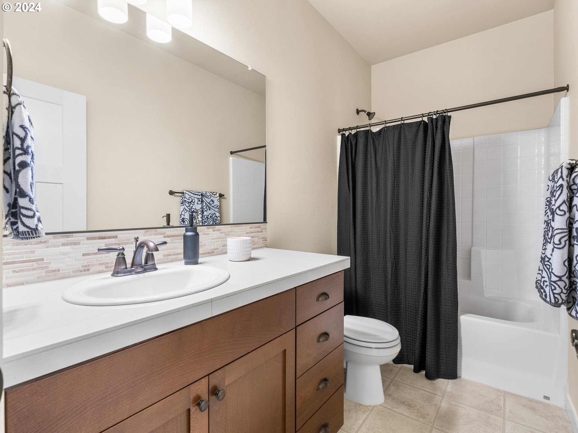 29029 SW VILLEBOIS DR