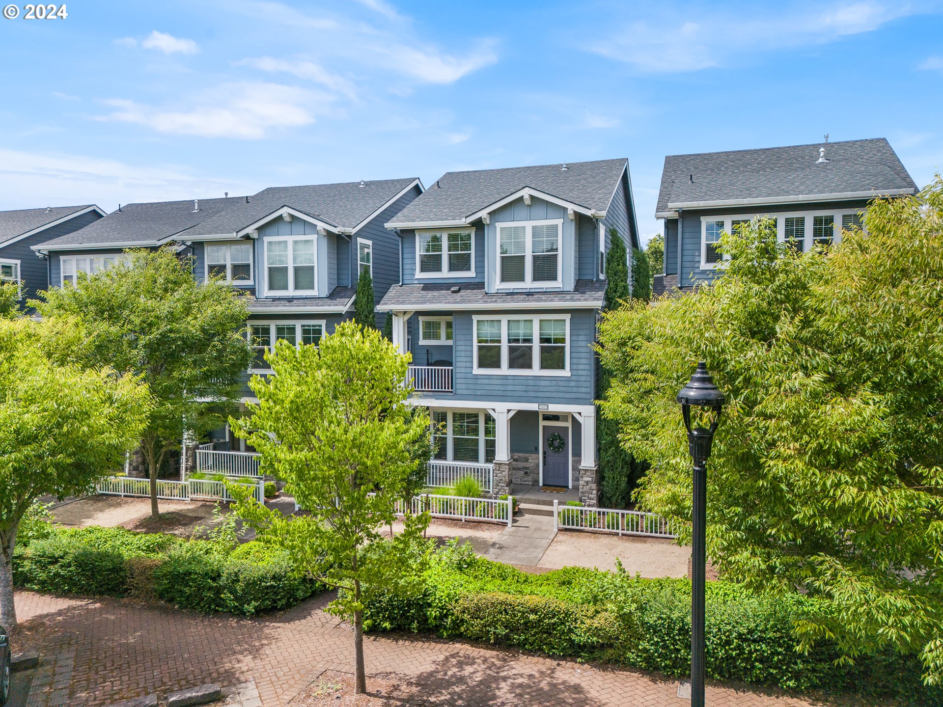 29029 SW VILLEBOIS DR