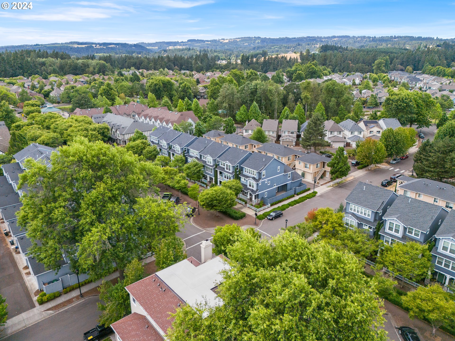 29029 SW VILLEBOIS DR