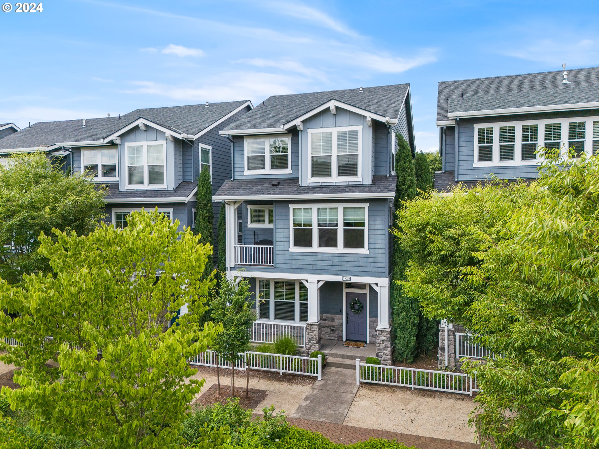 29029 SW VILLEBOIS DR