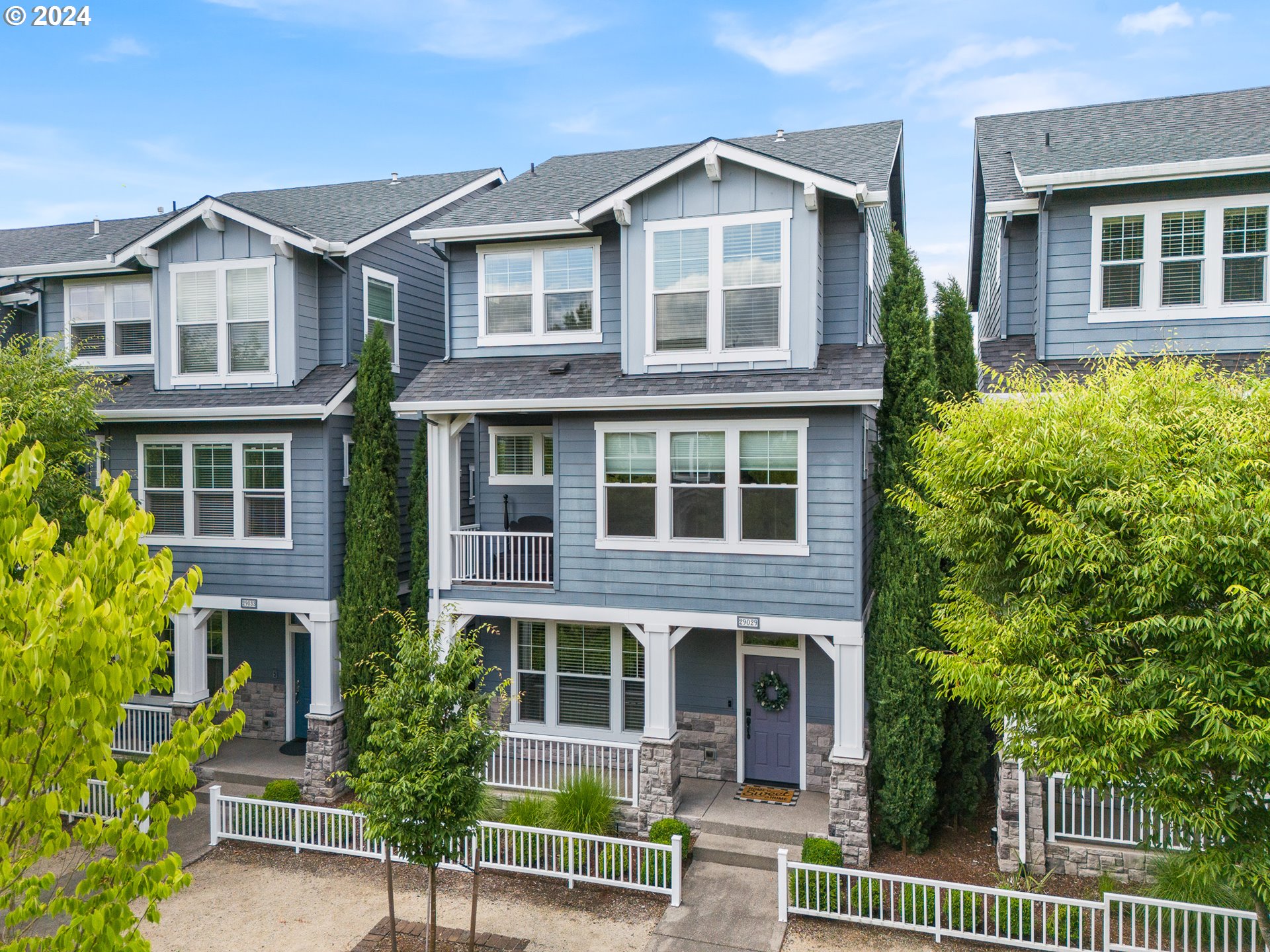 29029 SW VILLEBOIS DR