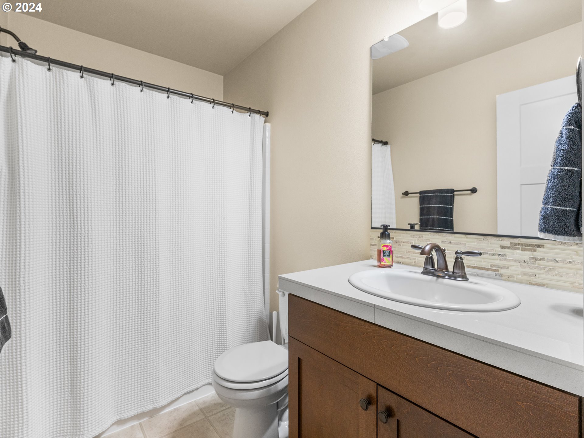 29029 SW VILLEBOIS DR