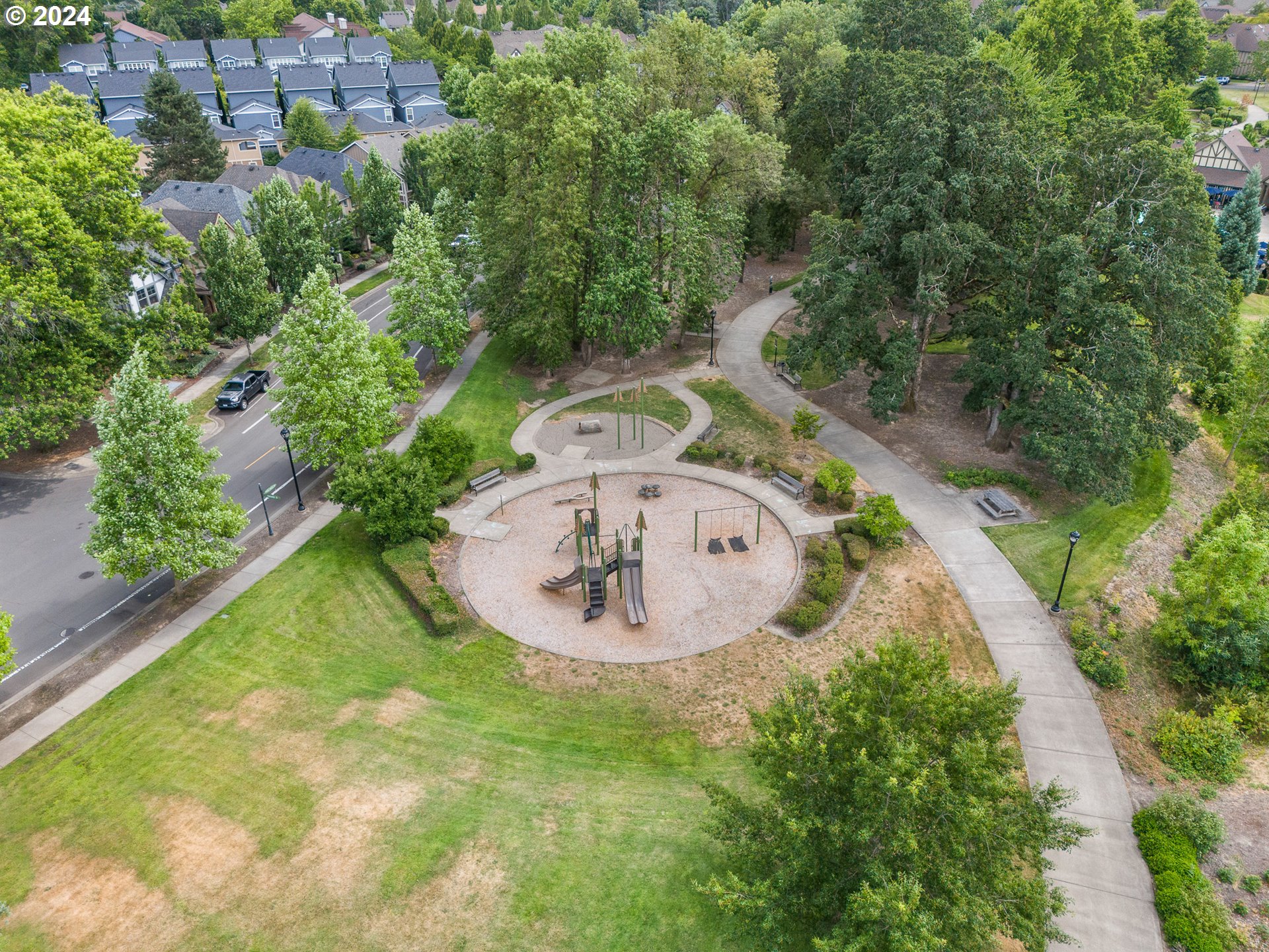 29029 SW VILLEBOIS DR