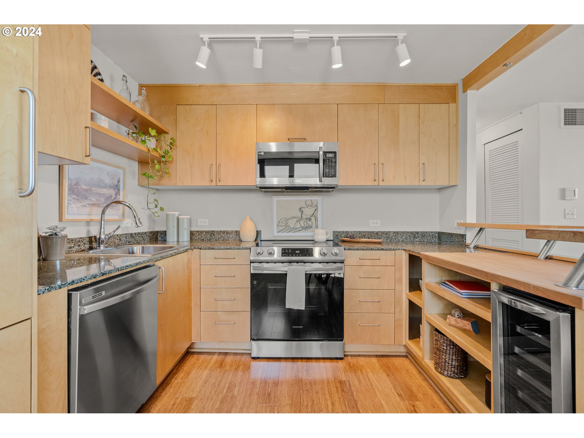 111 SW HARRISON ST 11H