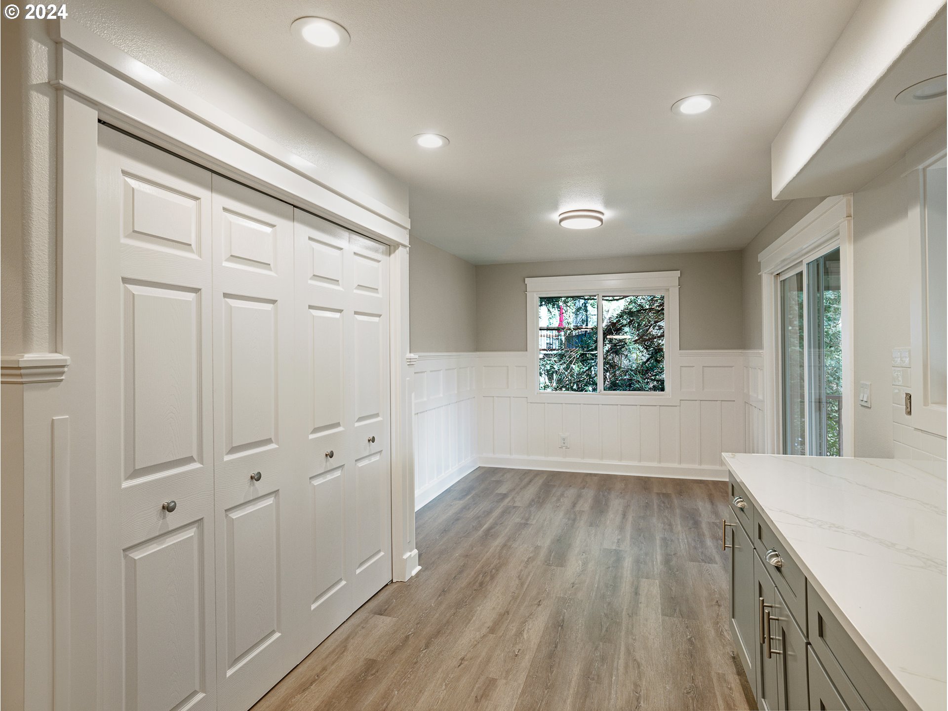 9990 SW KILLARNEY LN