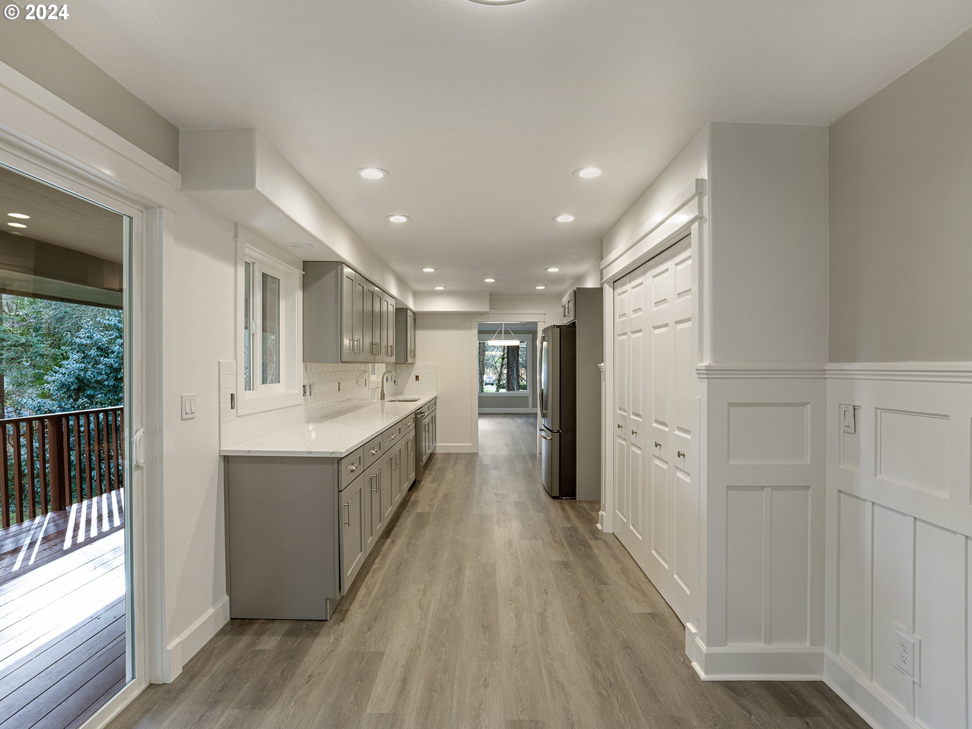 9990 SW KILLARNEY LN