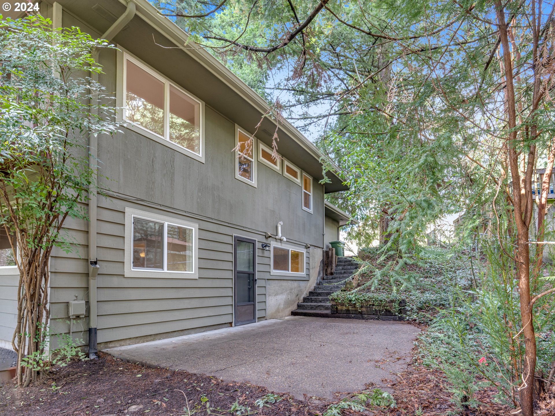 9990 SW KILLARNEY LN