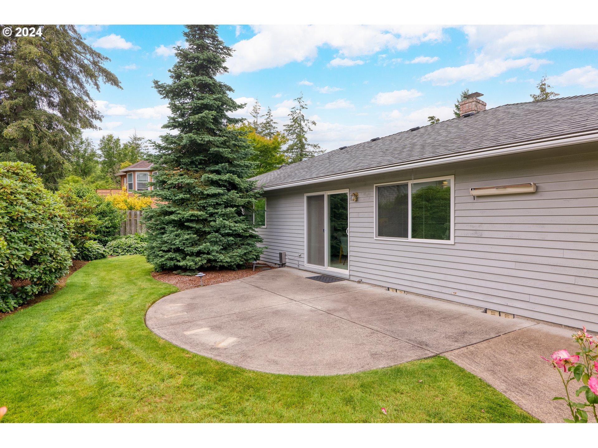 16748 NE SAN RAFAEL DR