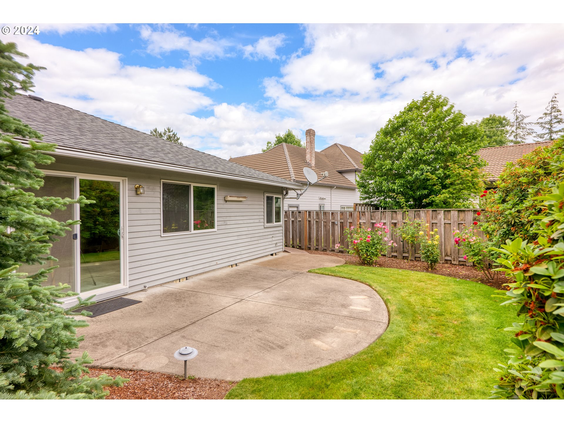 16748 NE SAN RAFAEL DR