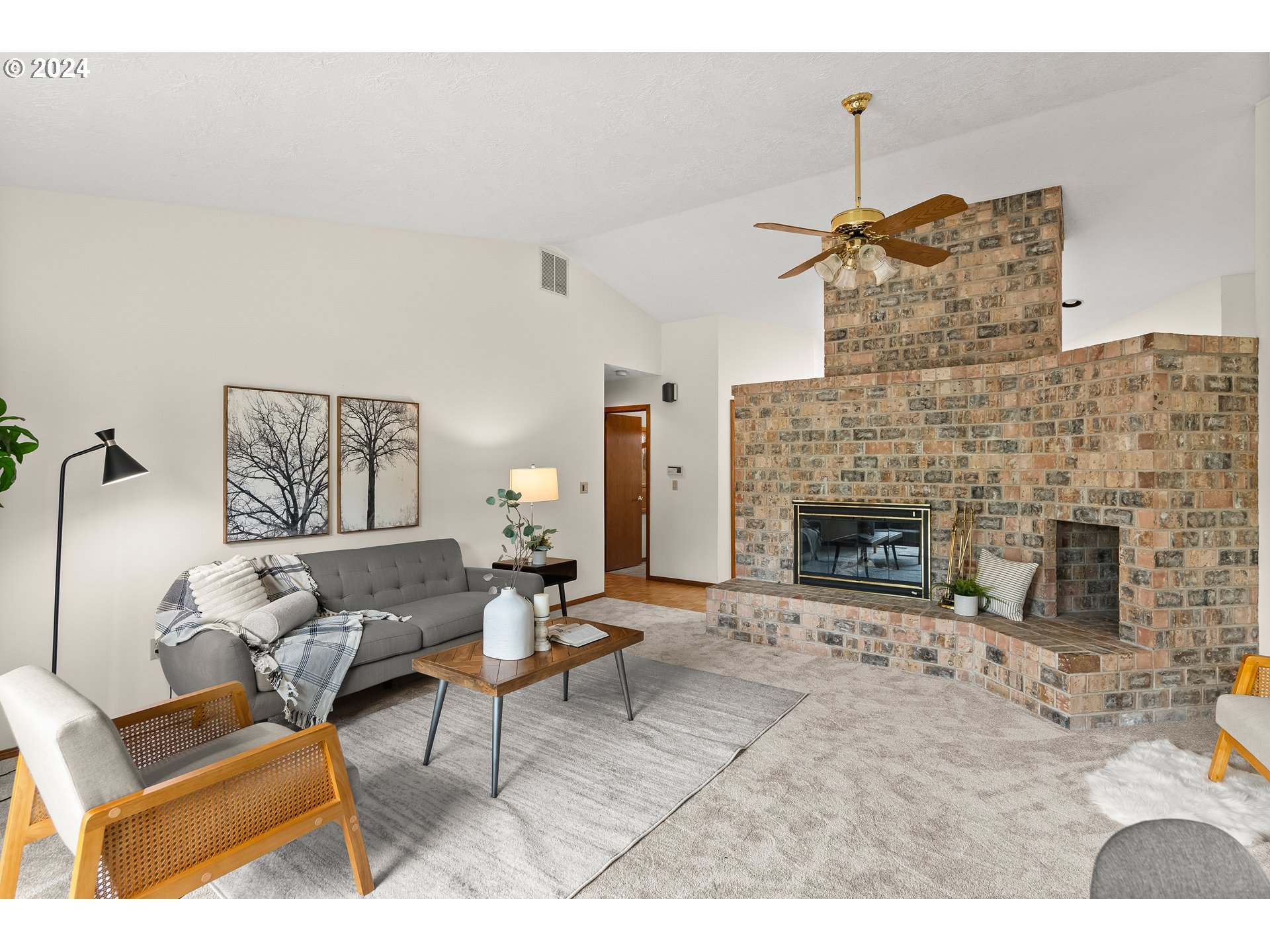 16748 NE SAN RAFAEL DR