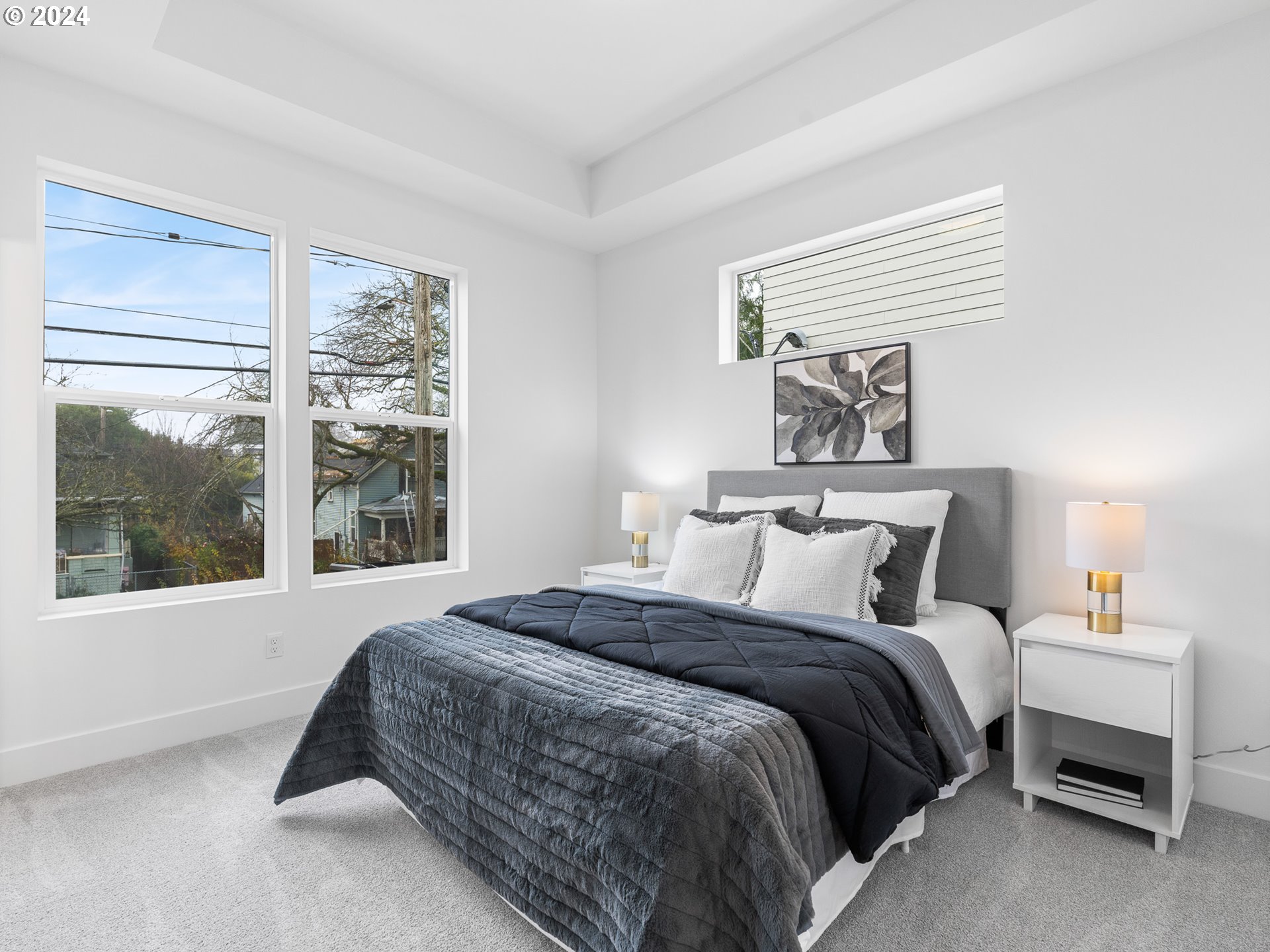 4366 N Gantenbein AVE 1