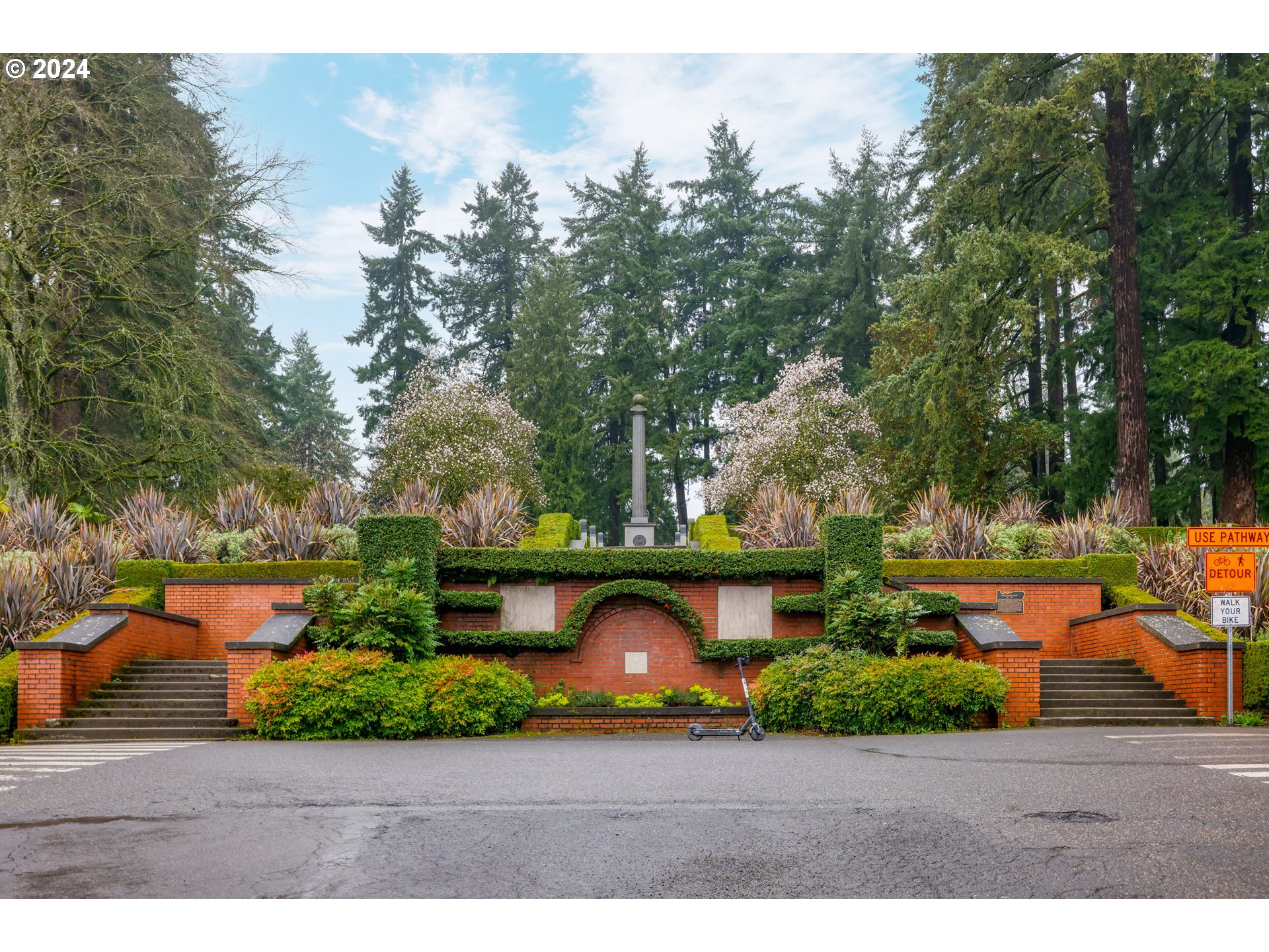 1811 NW COUCH ST 406