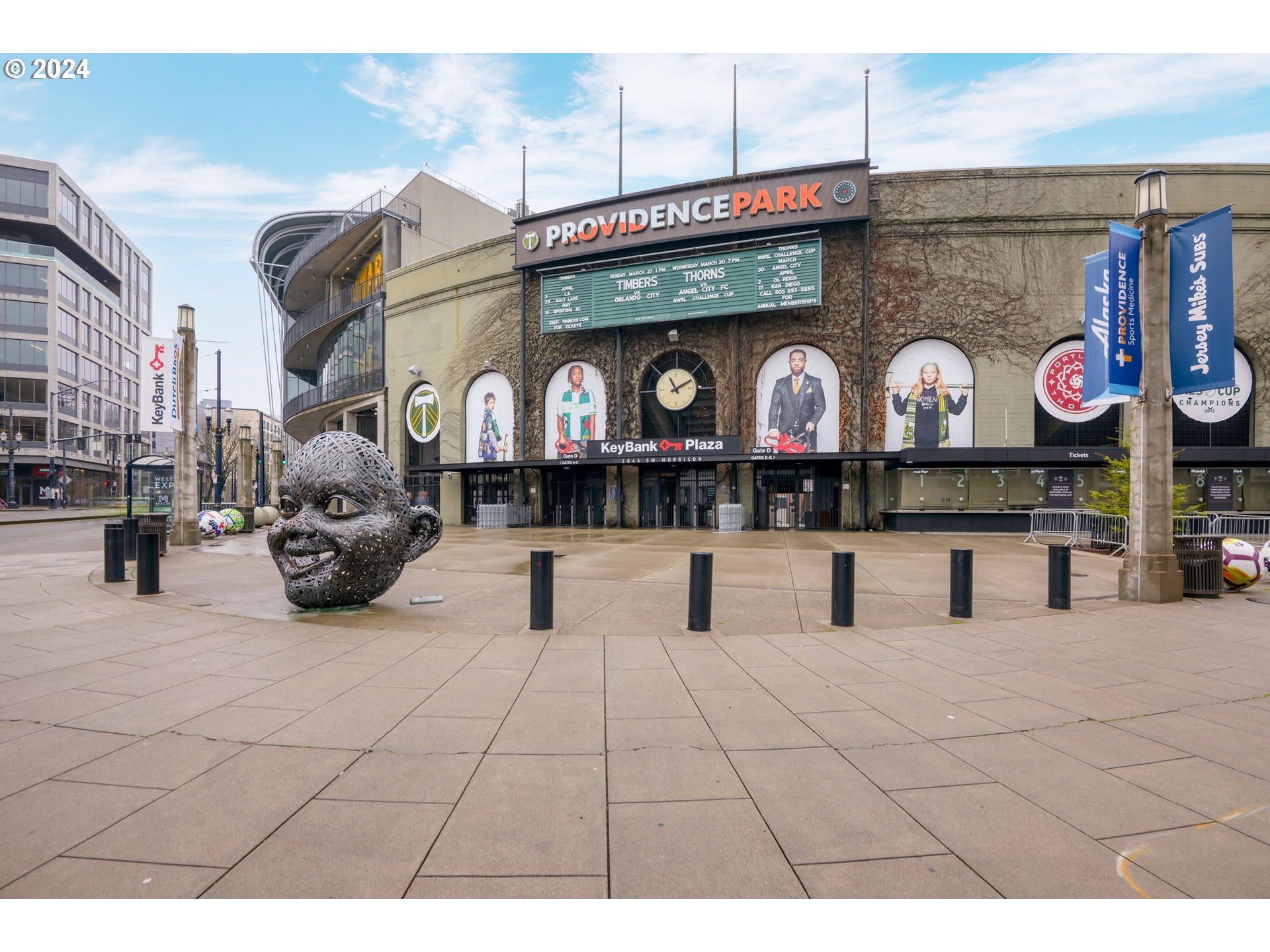 1811 NW COUCH ST 406