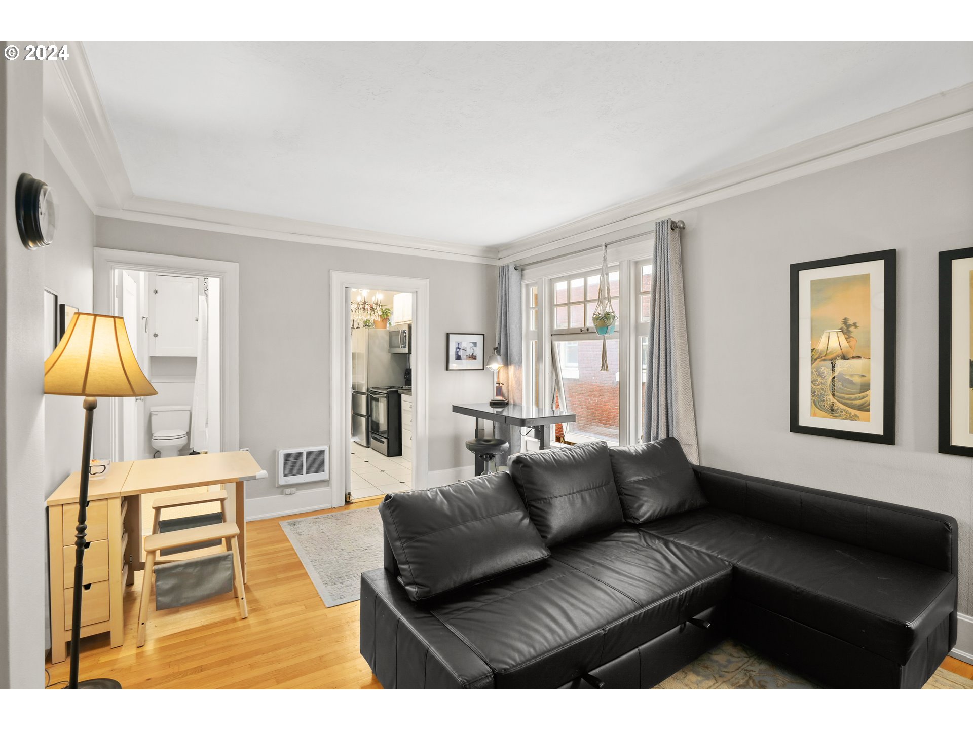 1811 NW COUCH ST 406