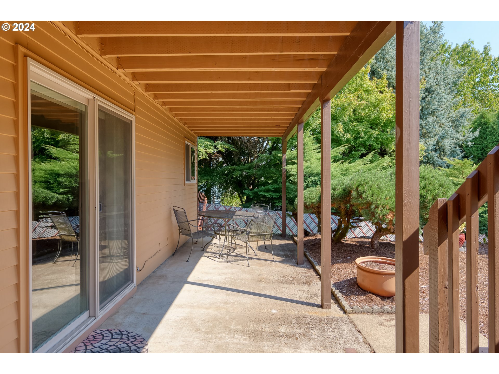 3264 GLEN CREEK RD NW