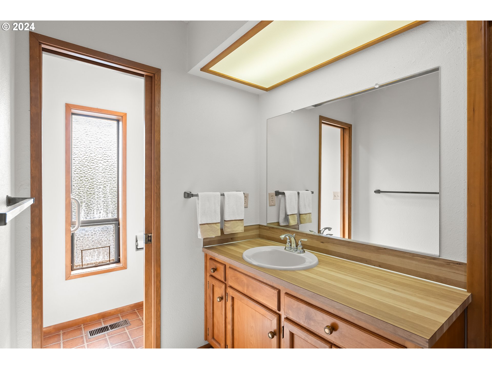 3264 GLEN CREEK RD NW