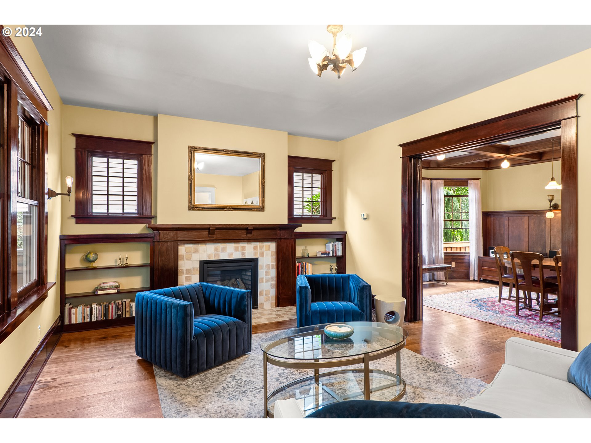 2400 NE 25TH AVE