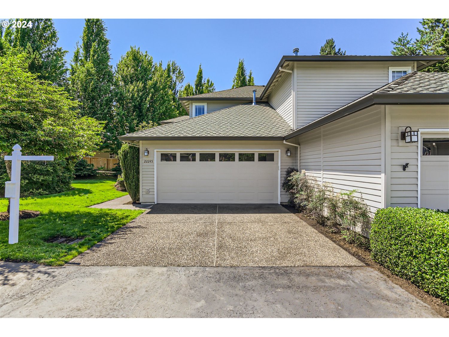 22245 CHELAN LOOP