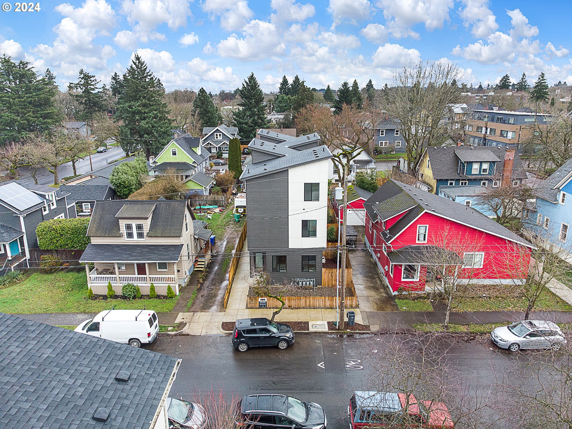 5926 N Michigan AVE 2