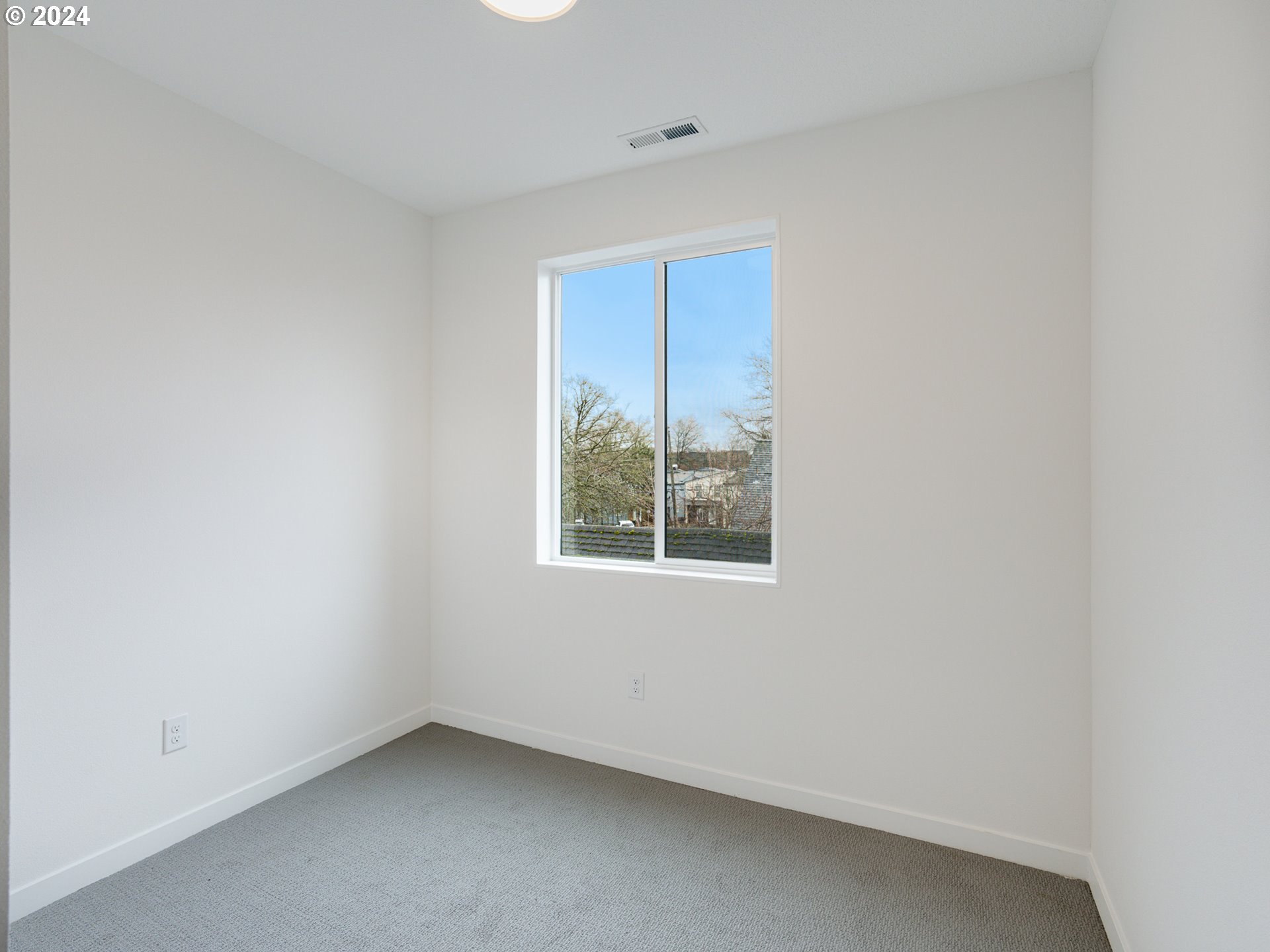 5926 N Michigan AVE 2