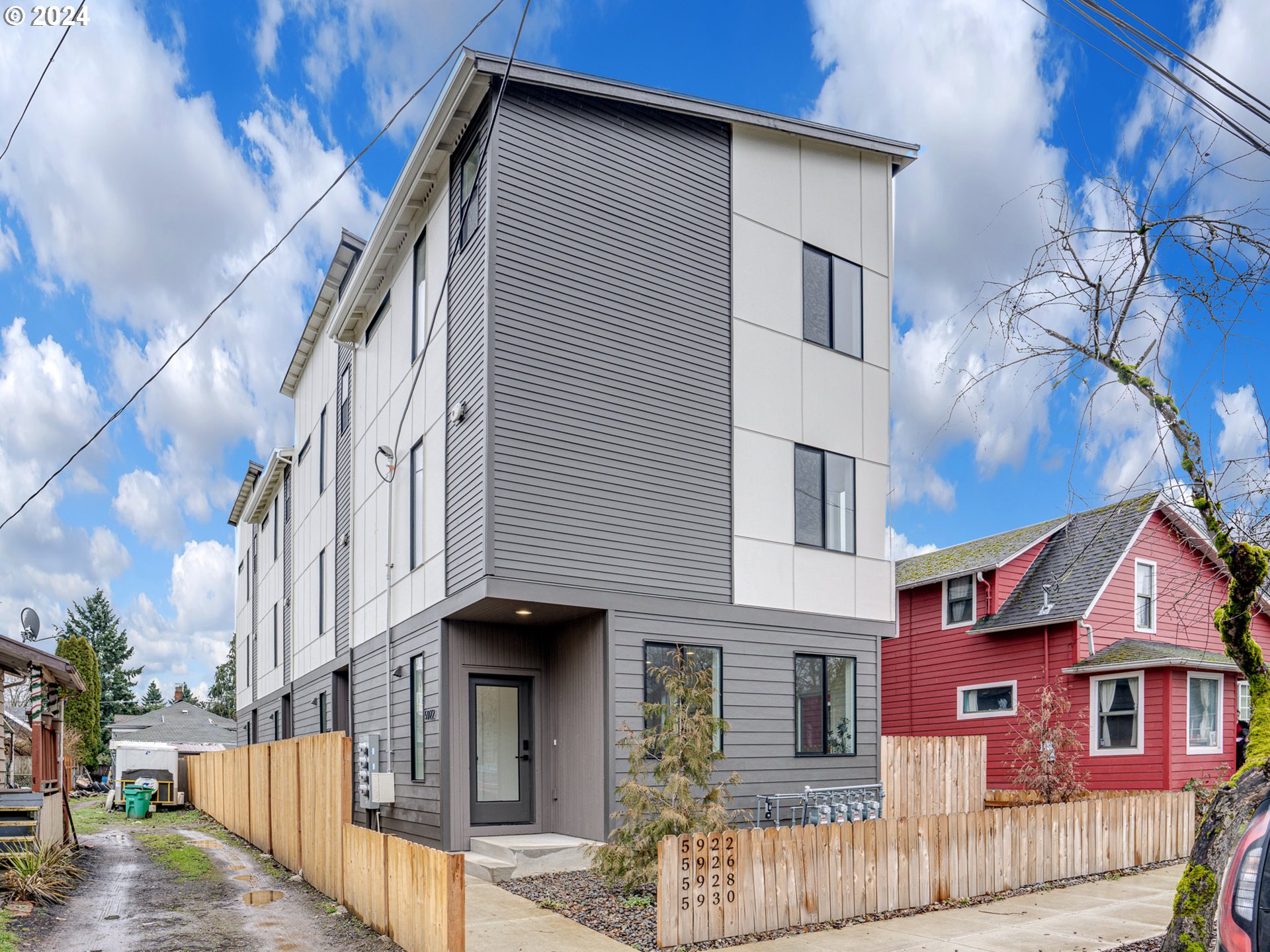 5926 N Michigan AVE 2