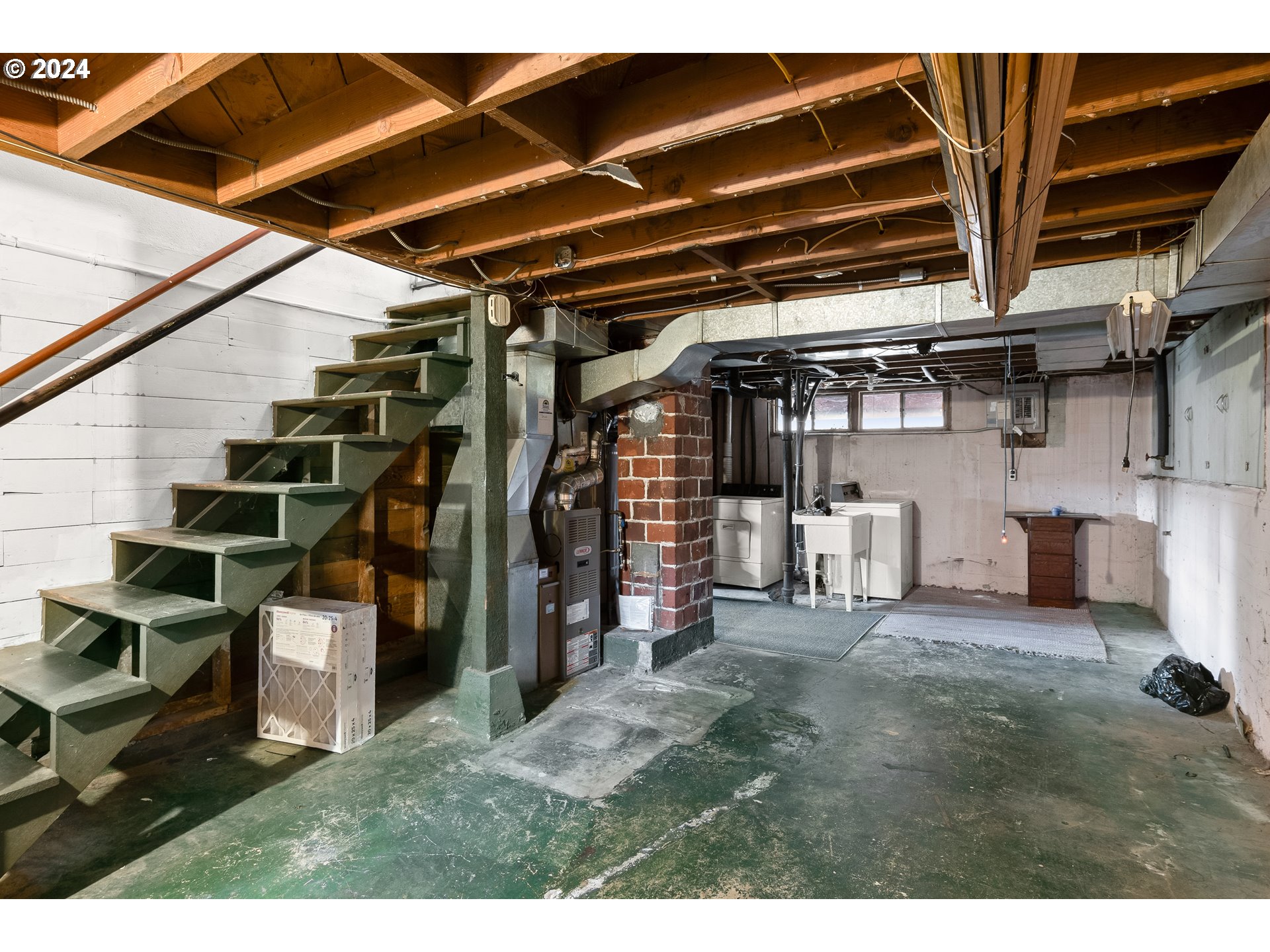 3592 SE GLADSTONE ST