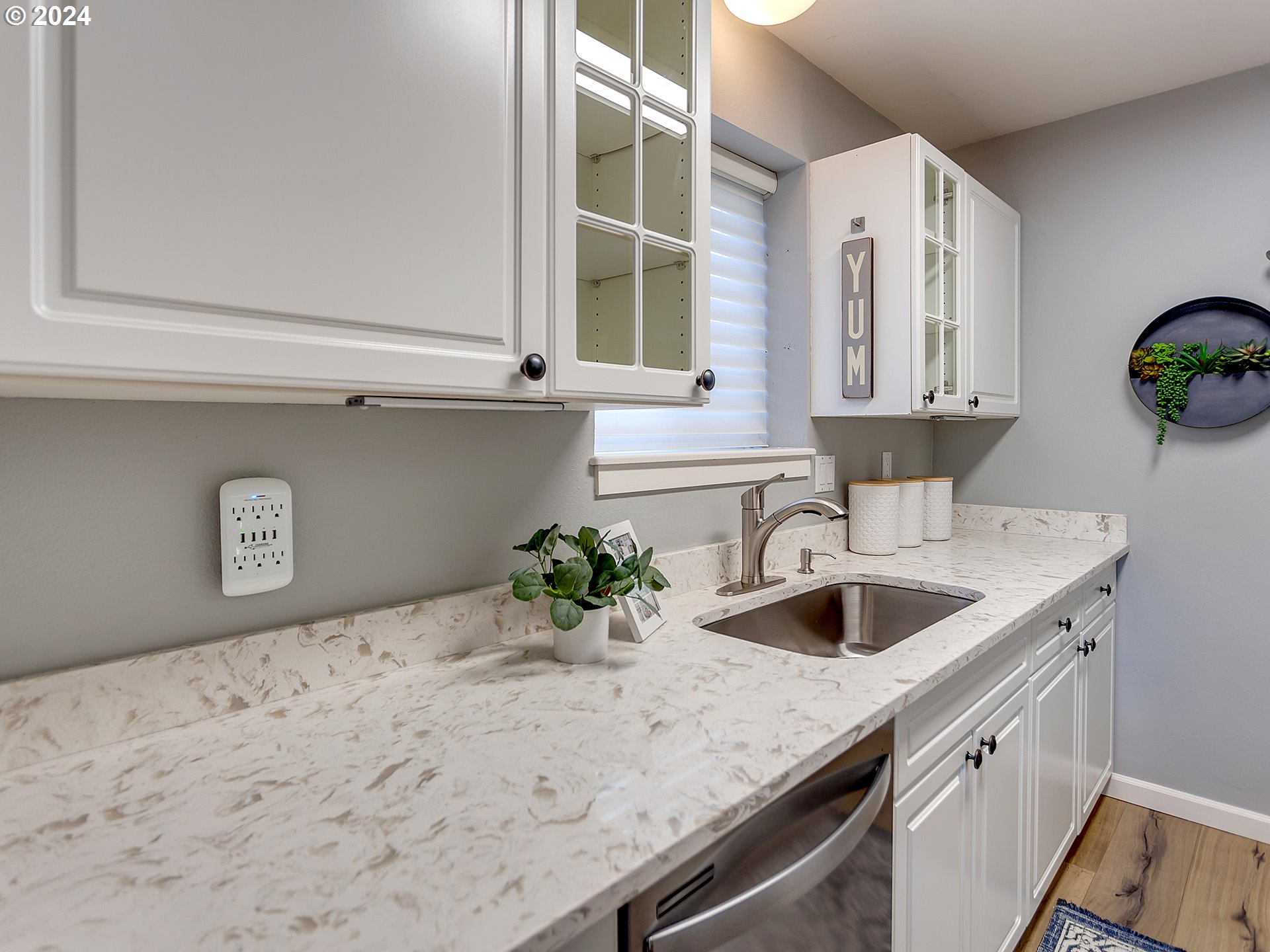 5110 S LANDING DR 106