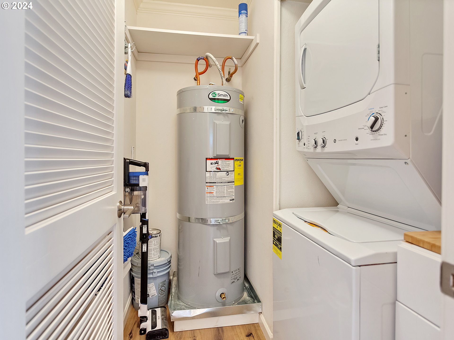 5110 S LANDING DR 106