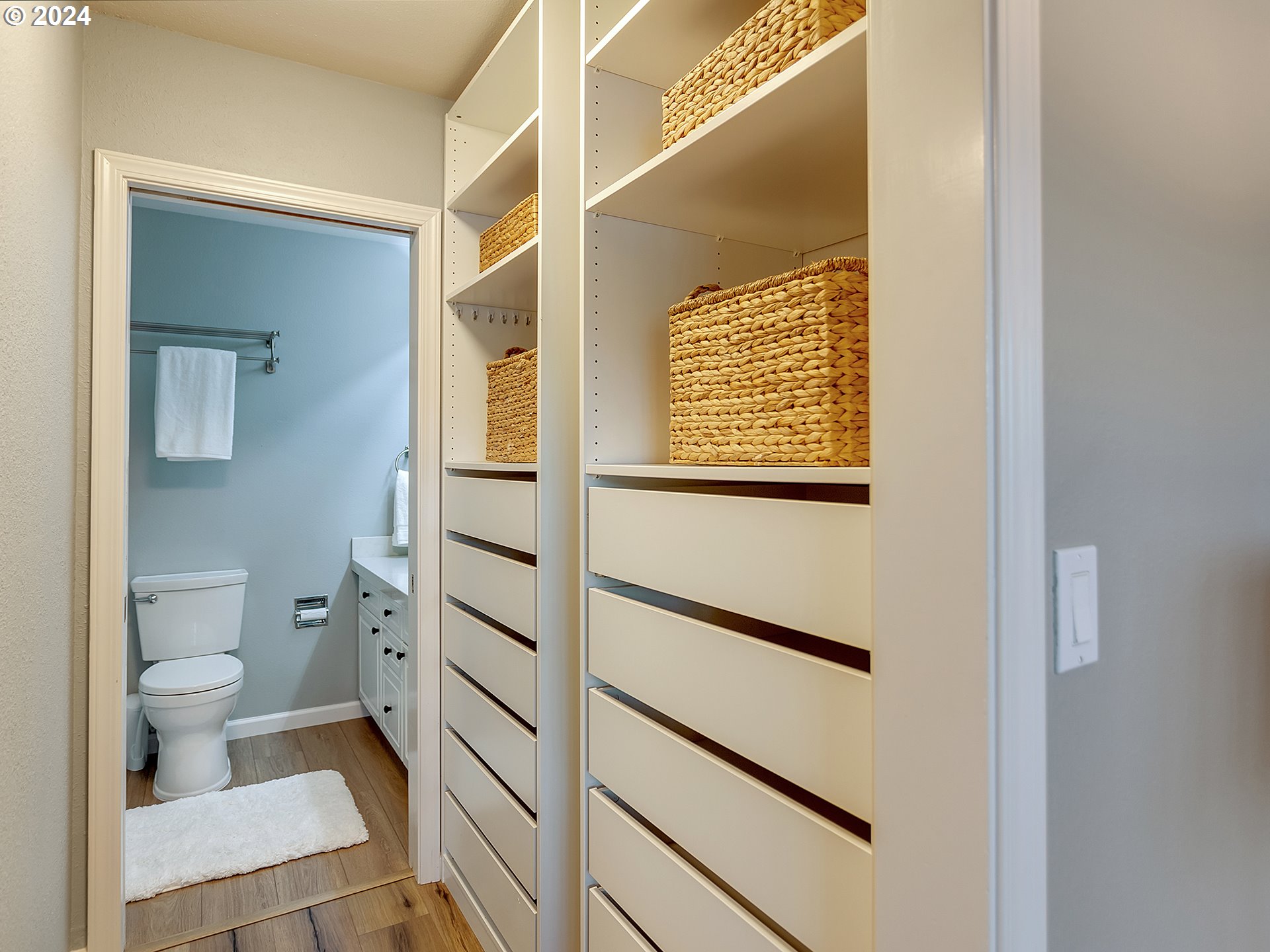 5110 S LANDING DR 106