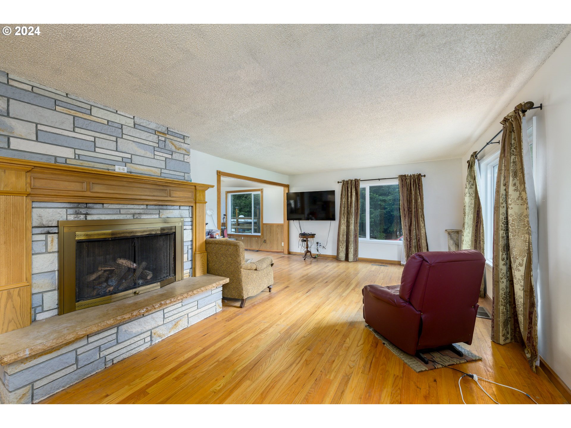 26130 SW CHEHALEM STATION RD