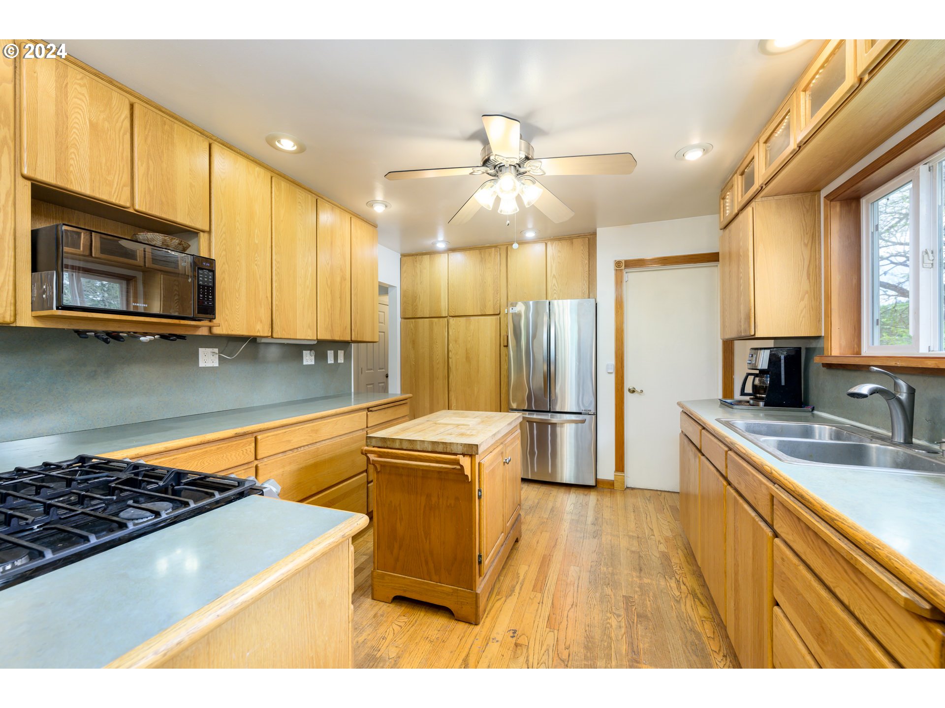 26130 SW CHEHALEM STATION RD