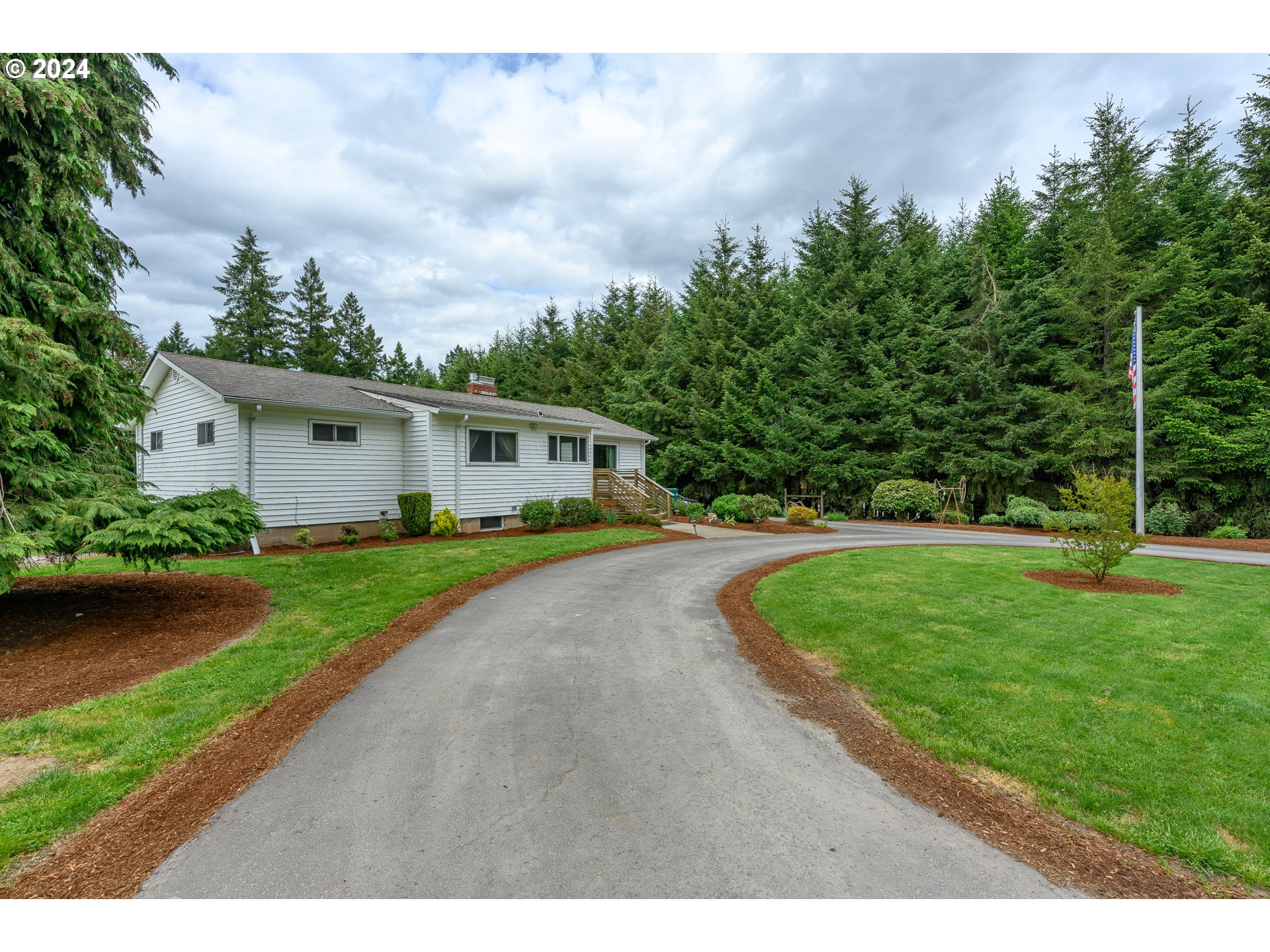 26130 SW CHEHALEM STATION RD