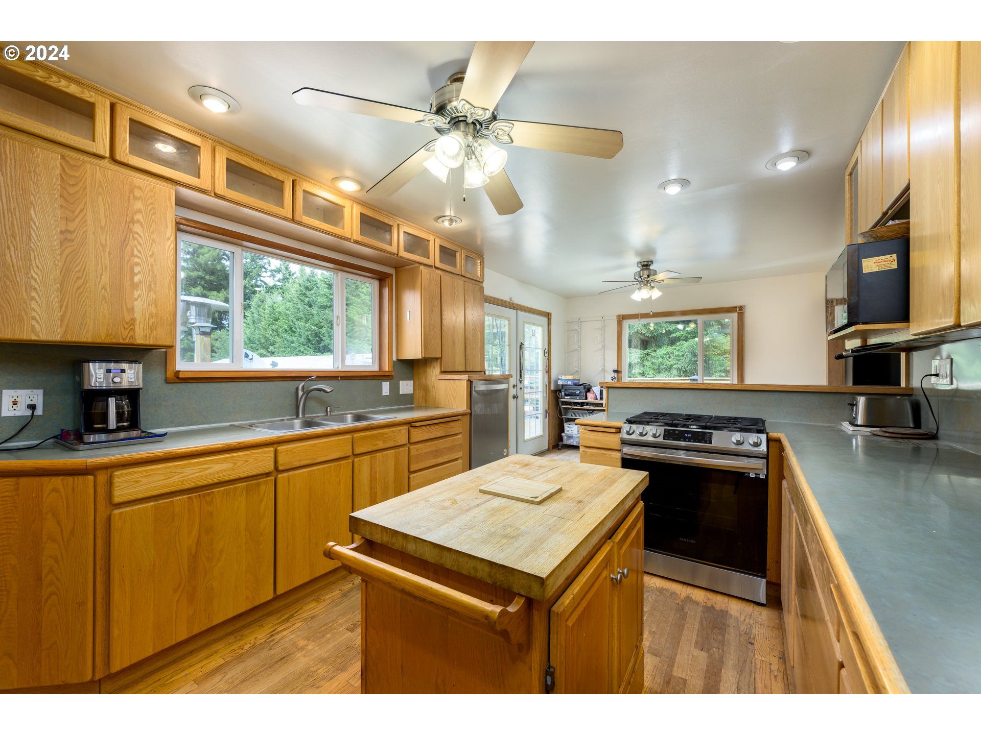 26130 SW CHEHALEM STATION RD