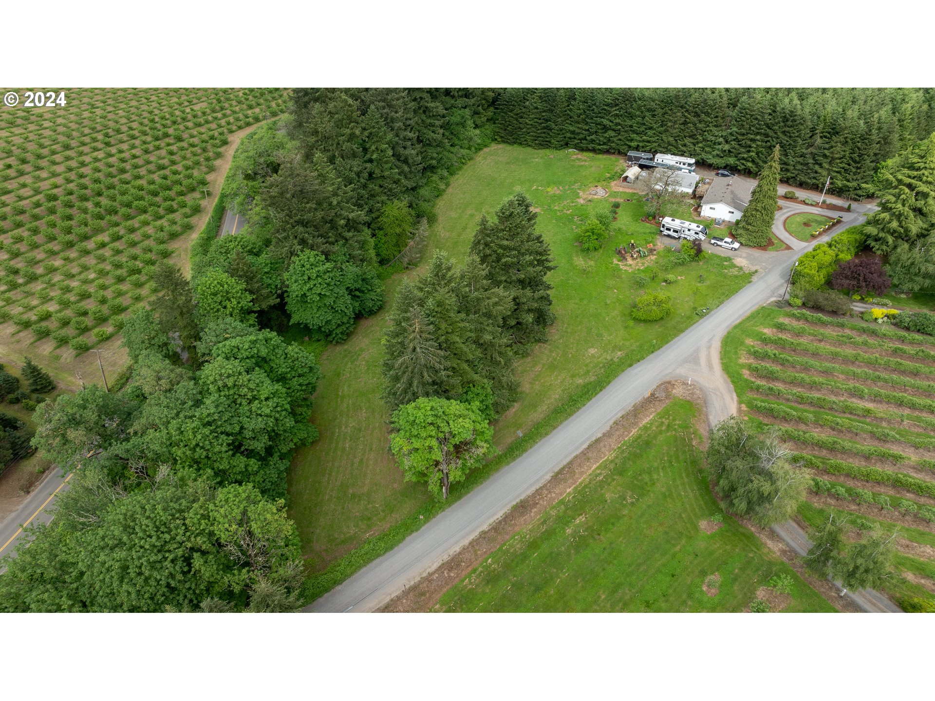 26130 SW CHEHALEM STATION RD