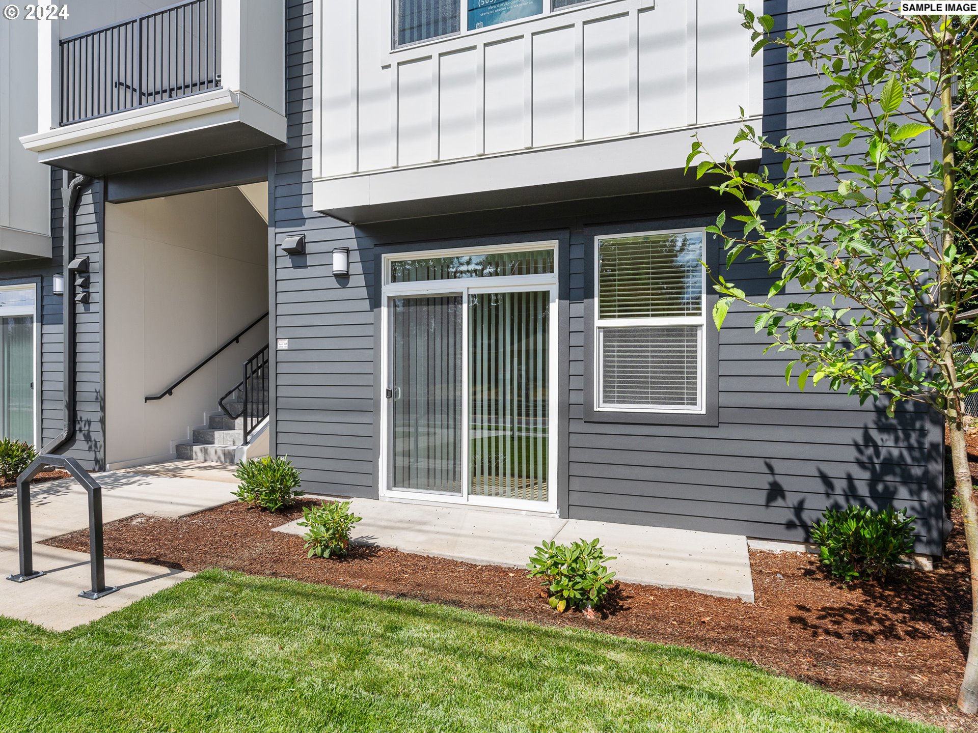 10985 E Burnside ST 9, Portland Unit: 9