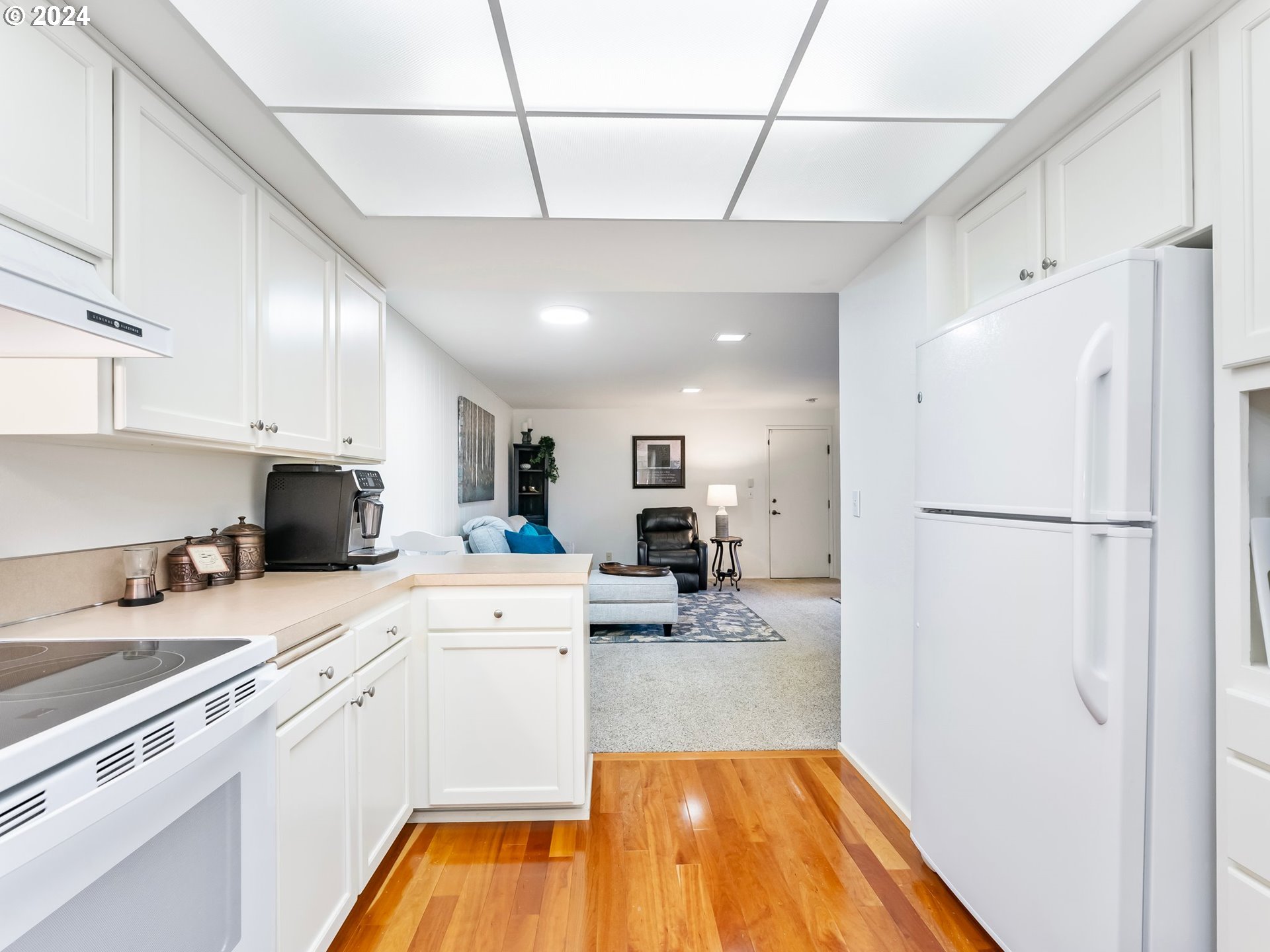 6735 CONTINENTAL CIR