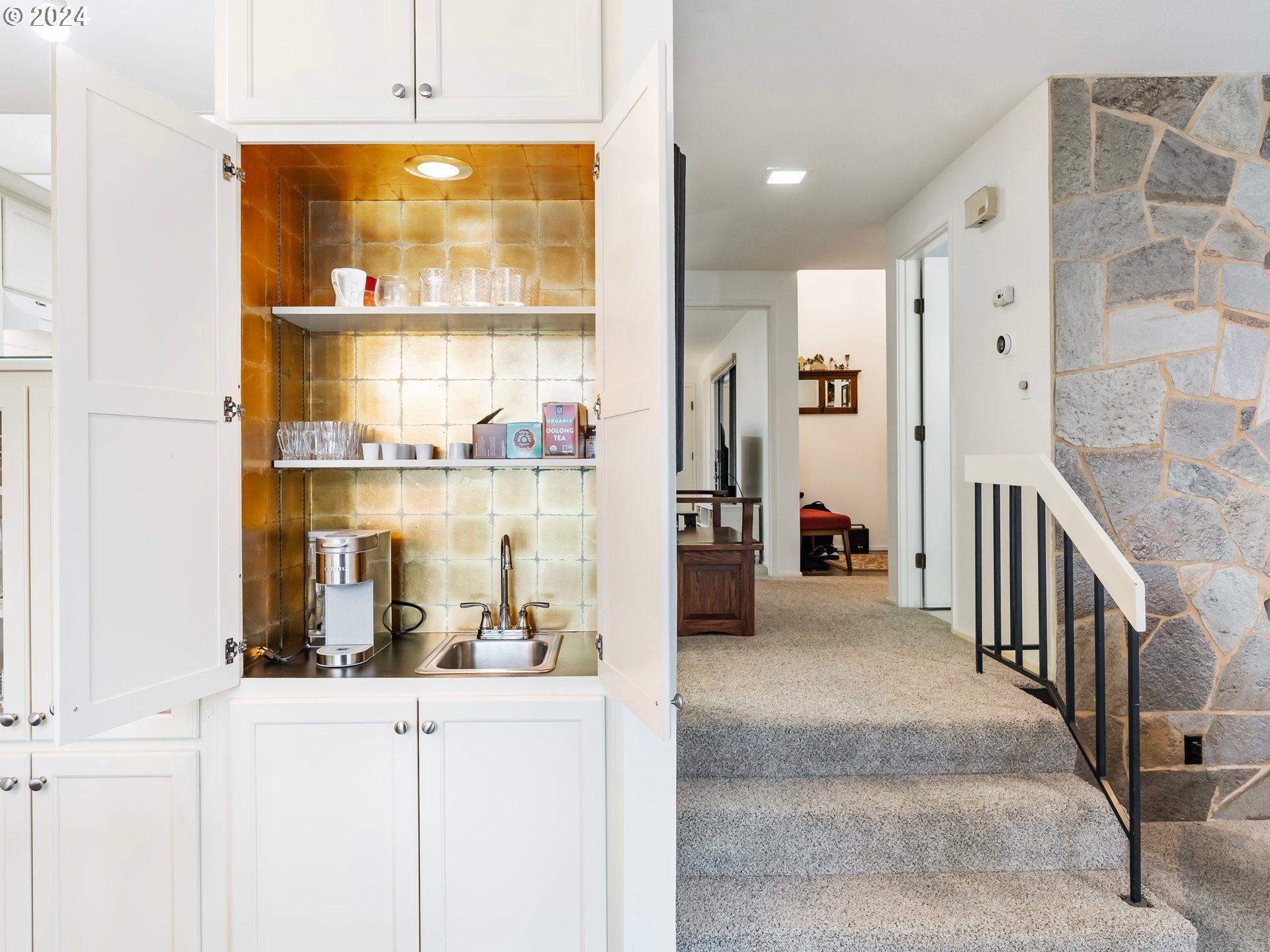 6735 CONTINENTAL CIR