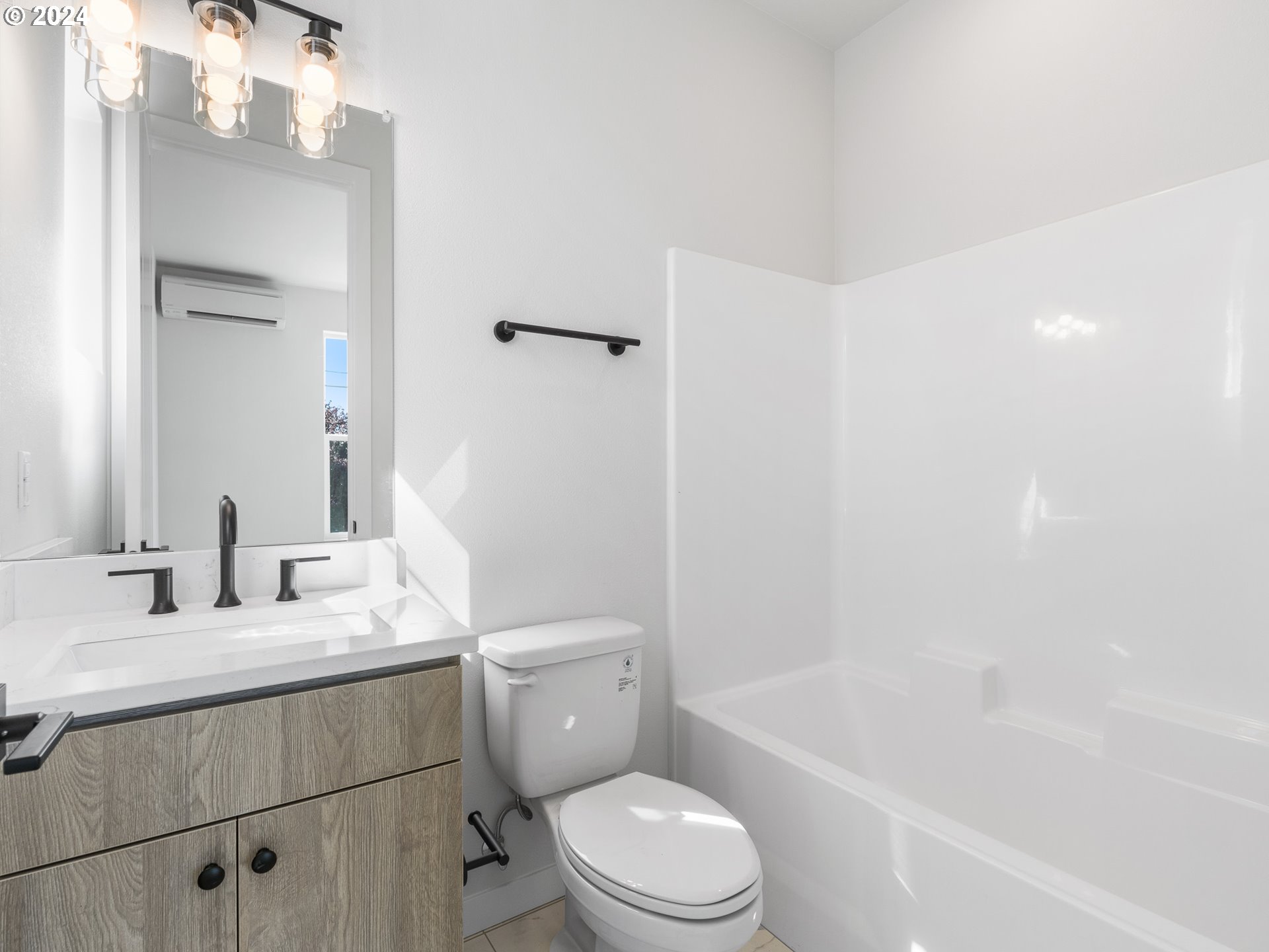 7475 N New York AVE 1