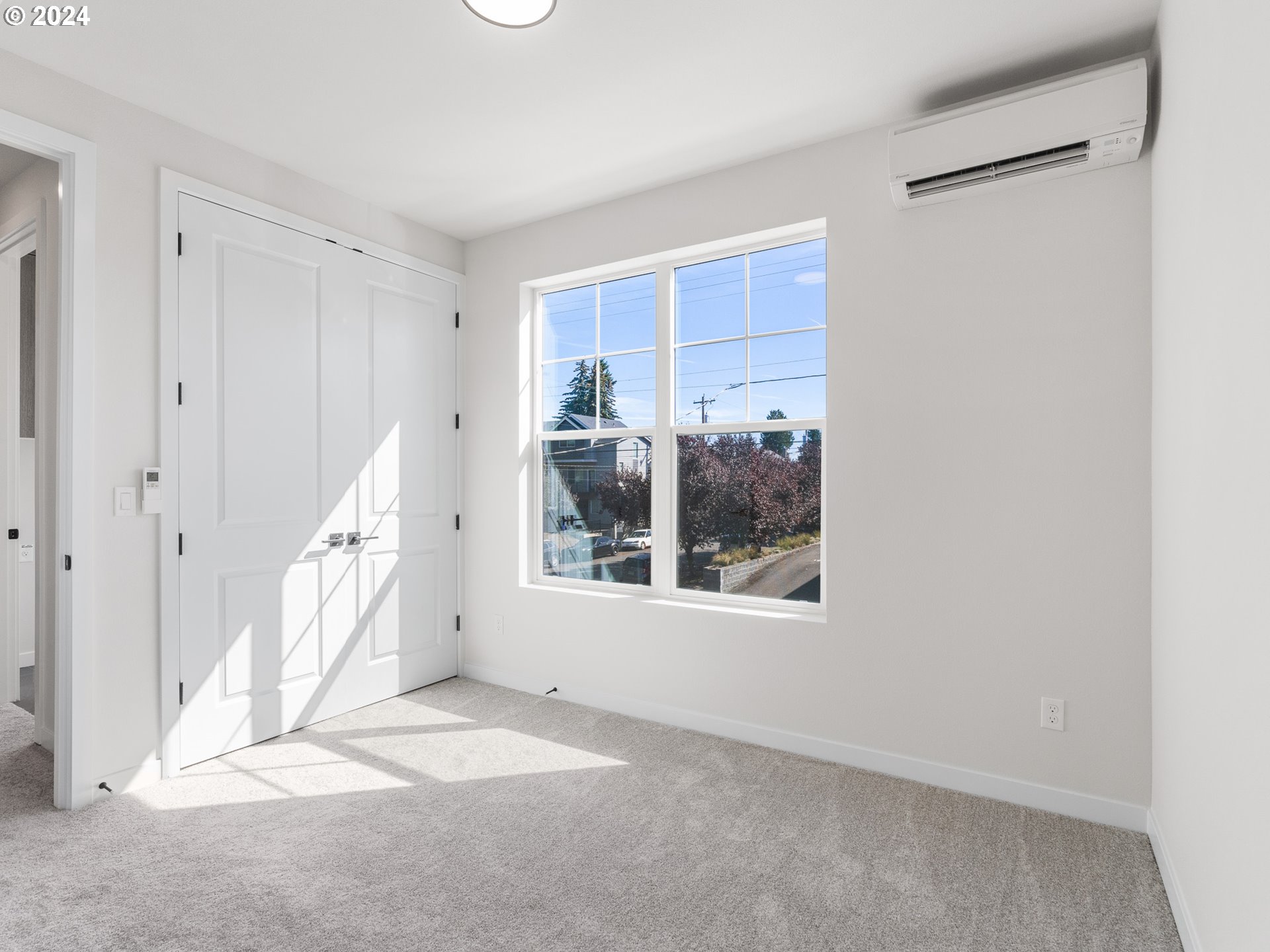 7475 N New York AVE 1