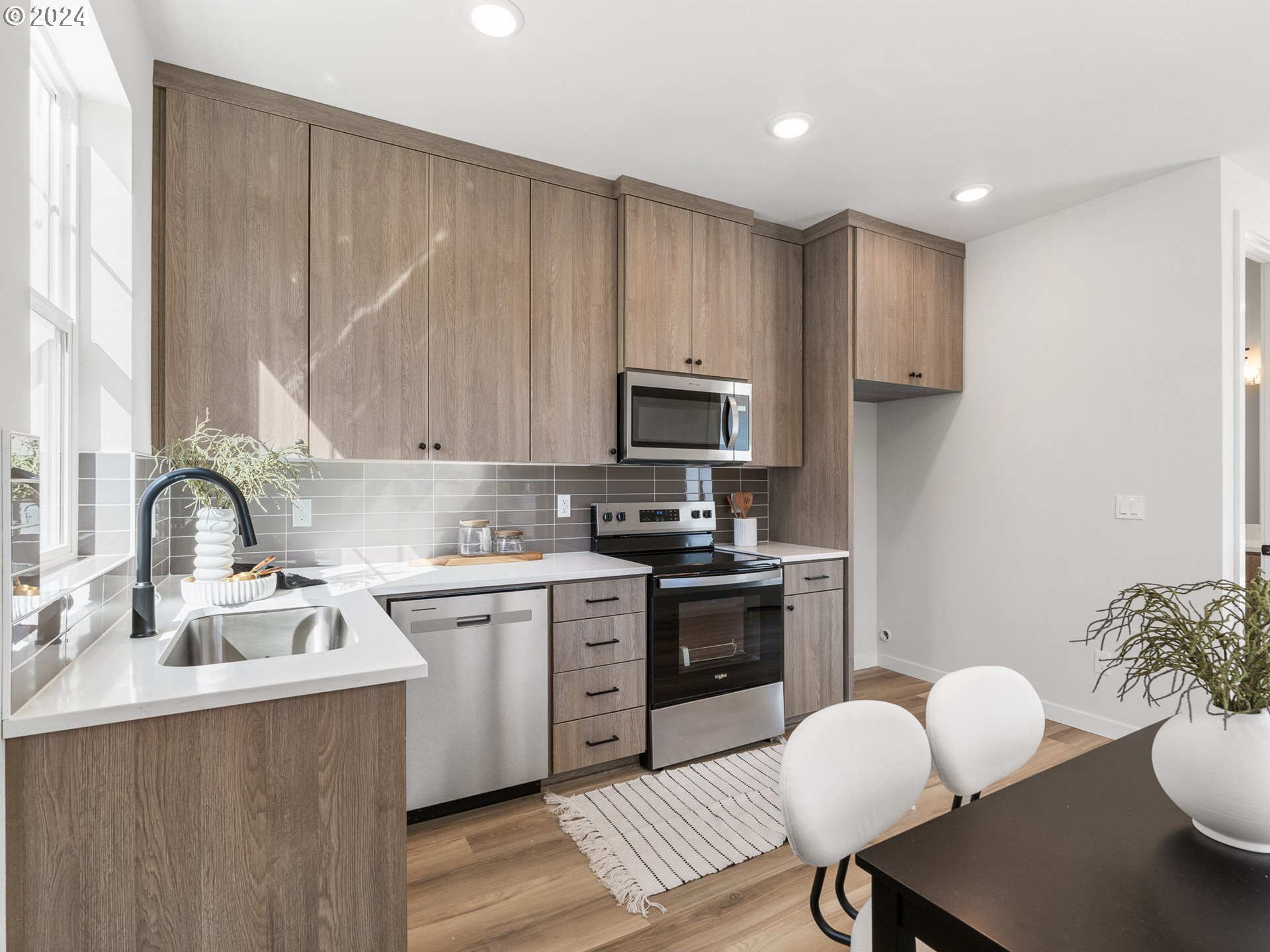 7475 N New York AVE 1