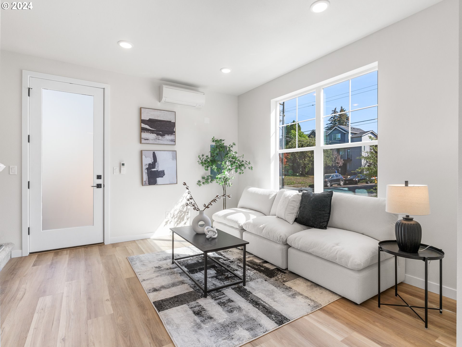 7475 N New York AVE 1