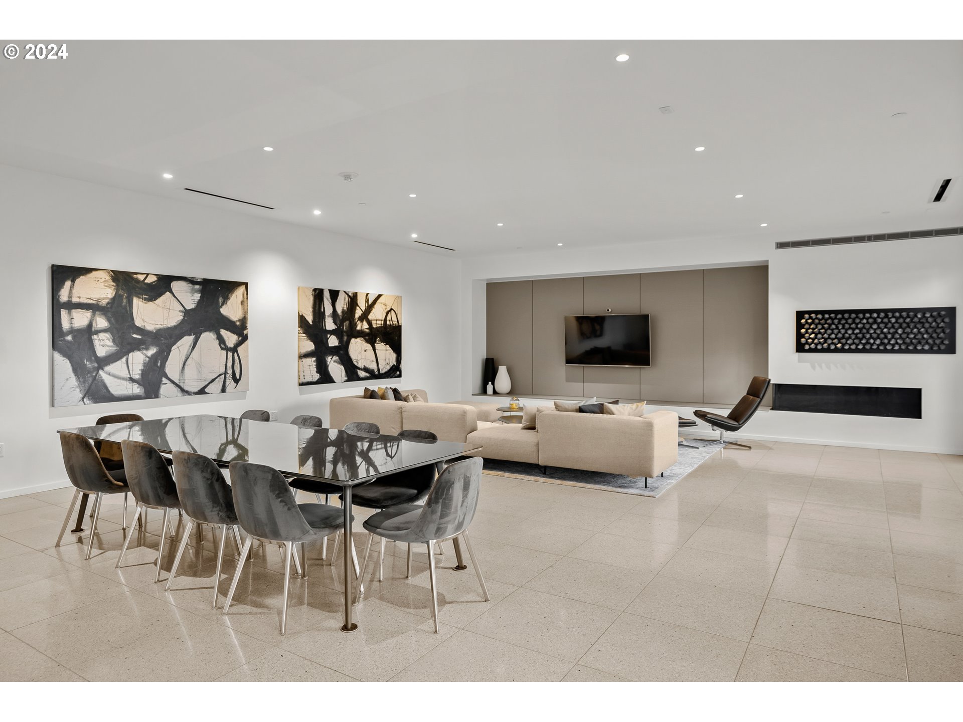 1150 NW QUIMBY ST 208