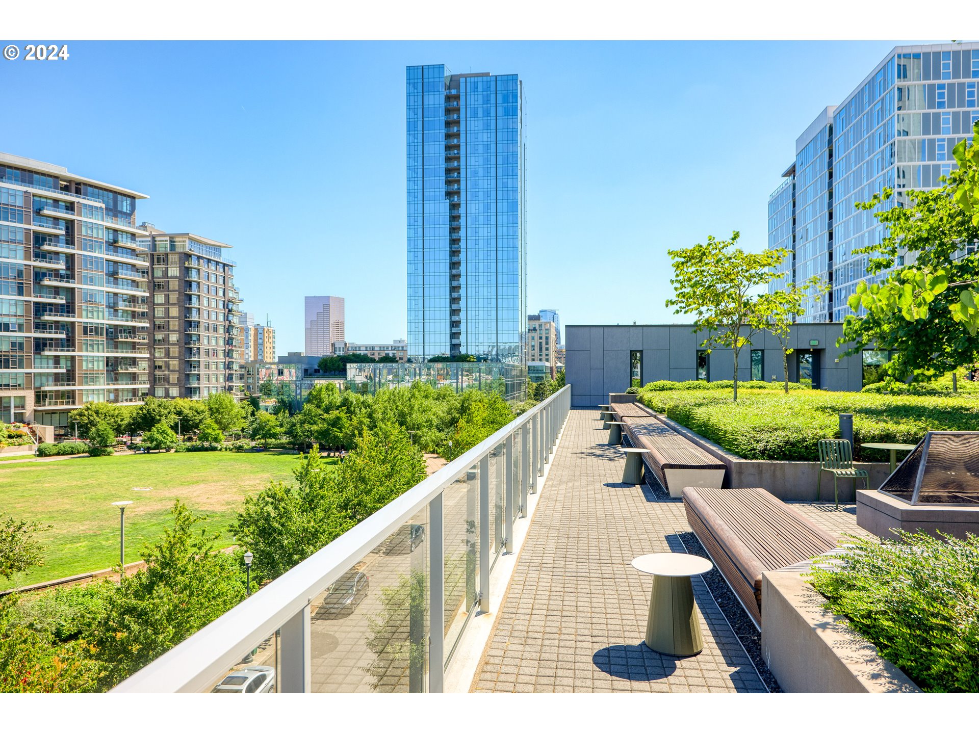 1150 NW QUIMBY ST 208