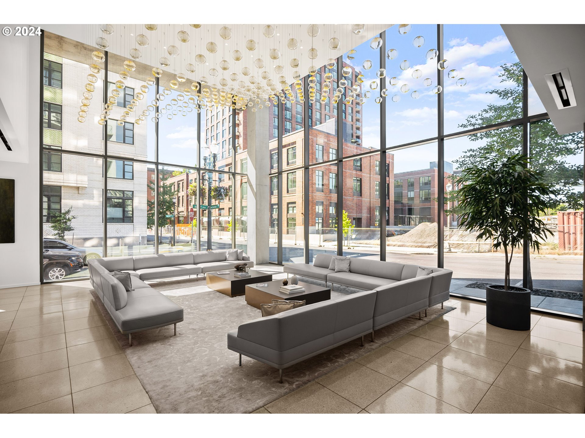 1150 NW QUIMBY ST 208