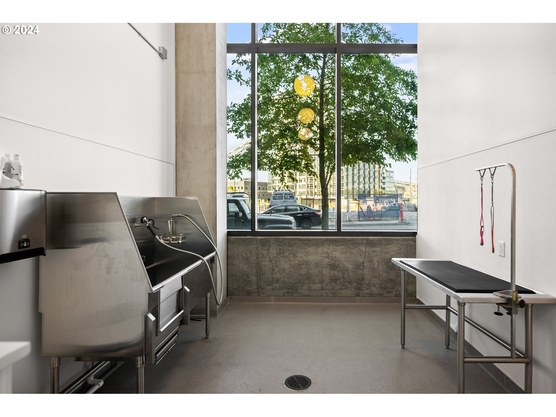 1150 NW QUIMBY ST 208