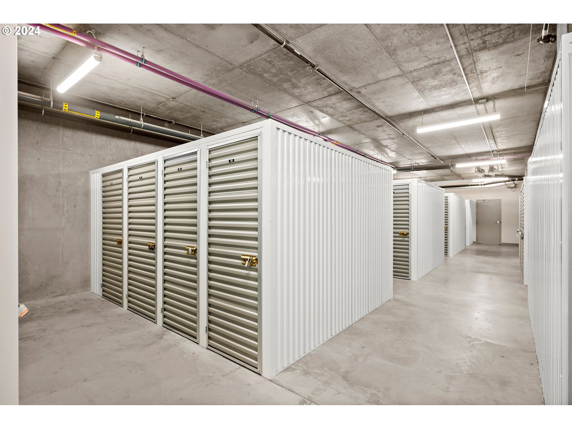 1150 NW QUIMBY ST 208