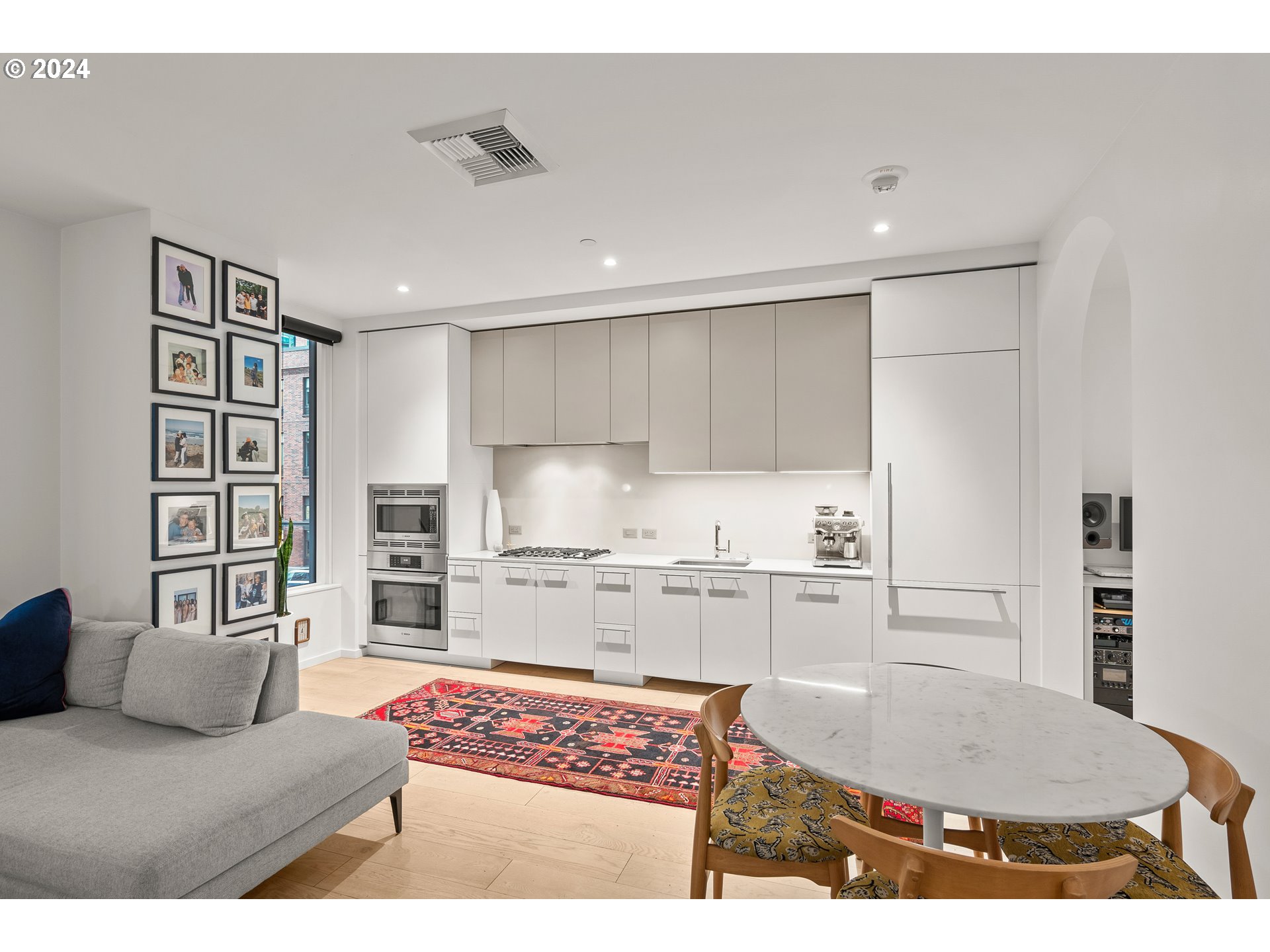 1150 NW QUIMBY ST 208