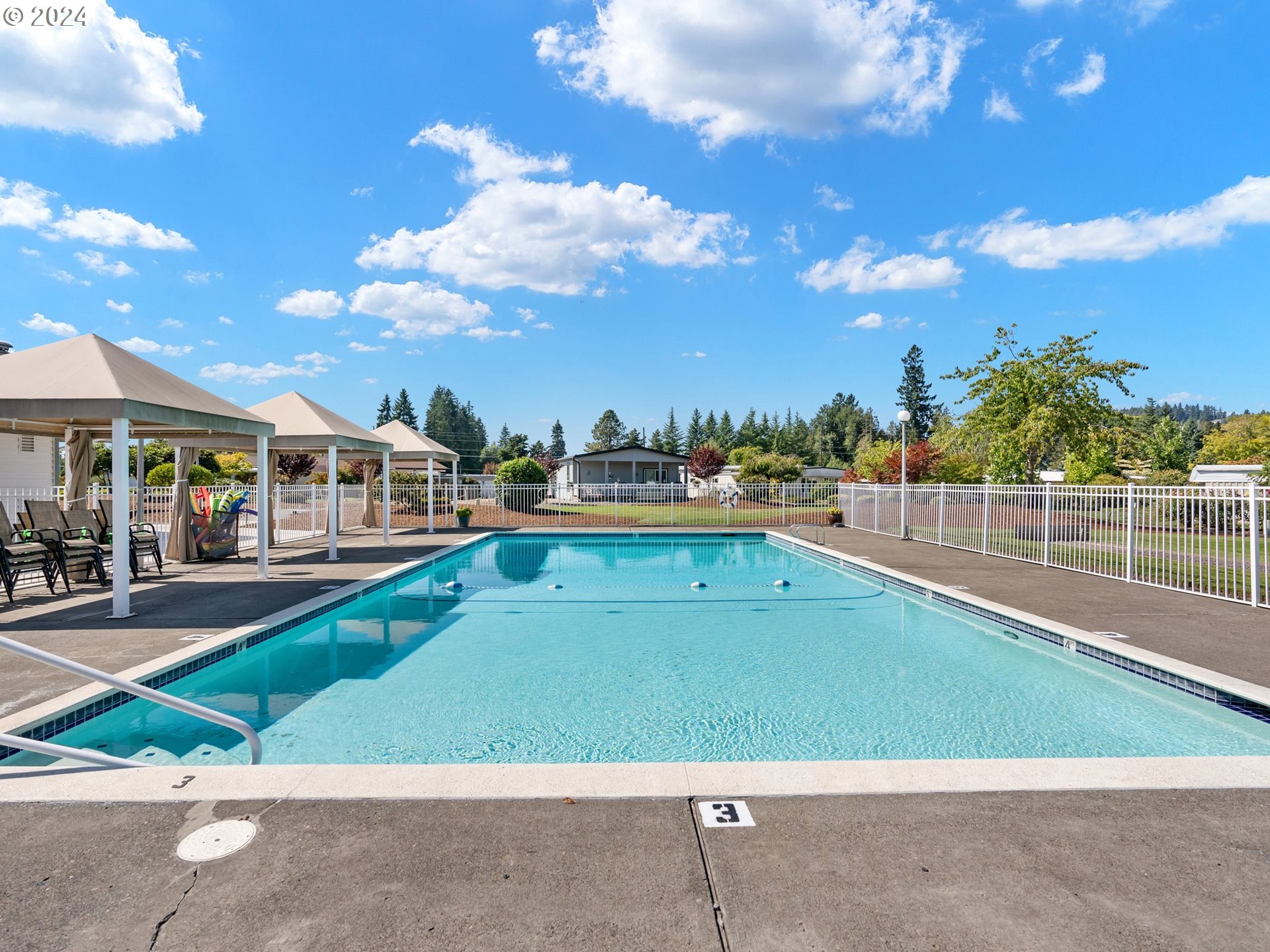 11694 SW ROYAL VILLA DR